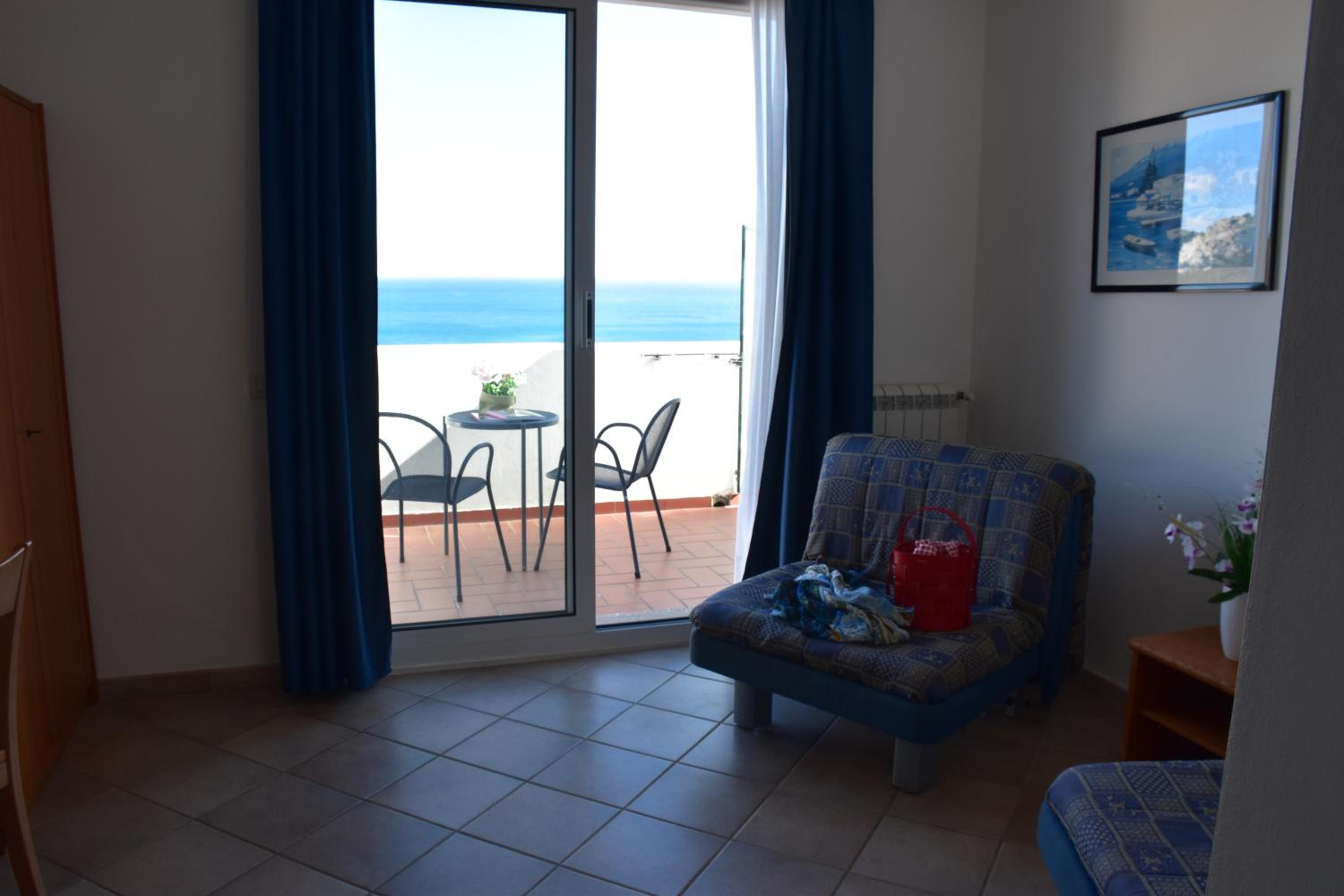 Junior Suite with Terrace photo 3