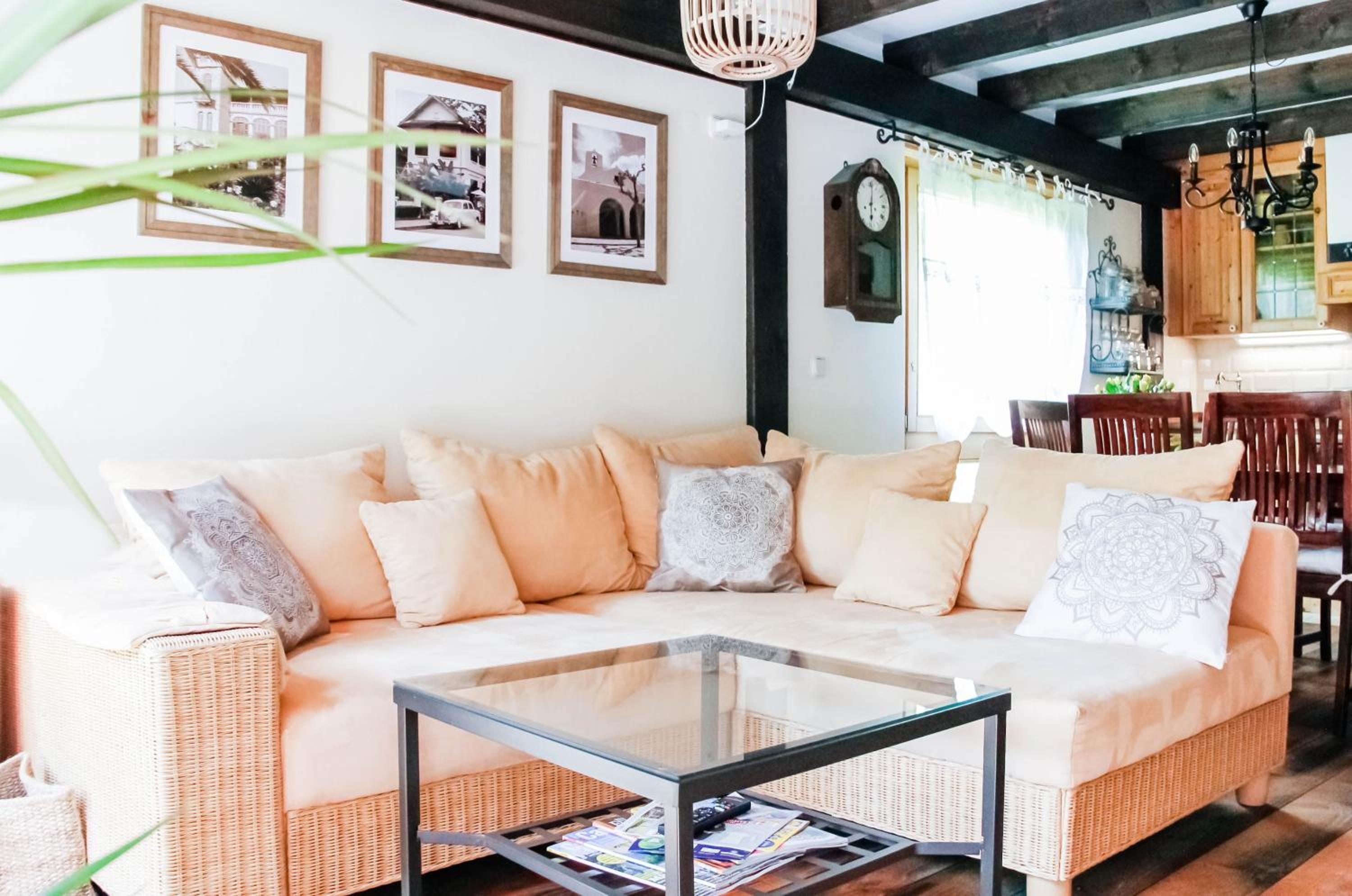 Two-Bedroom Apartment with Balcony and Terrace photo 2