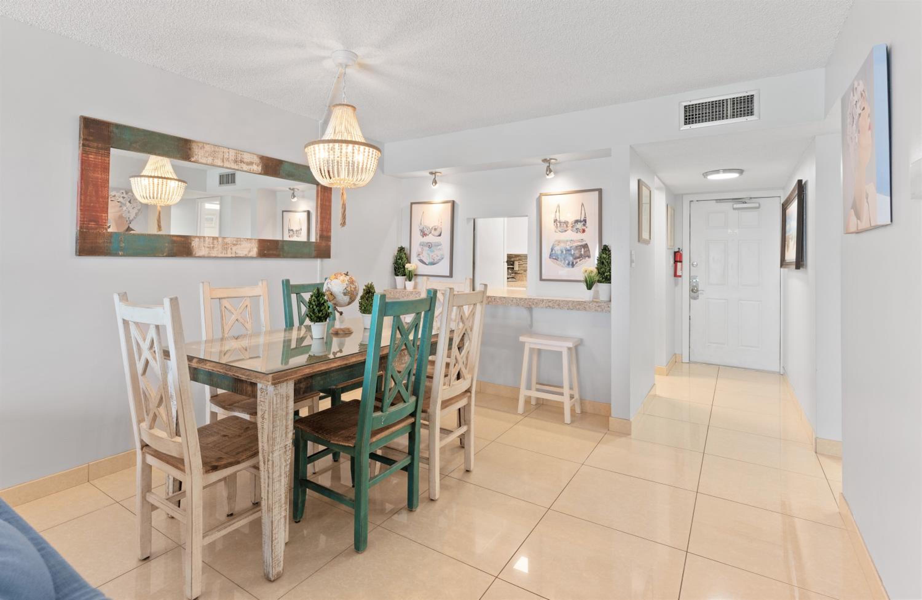 Penthouse Two-Bedroom Apartment - Oceanfront - Unit #445 photo 2