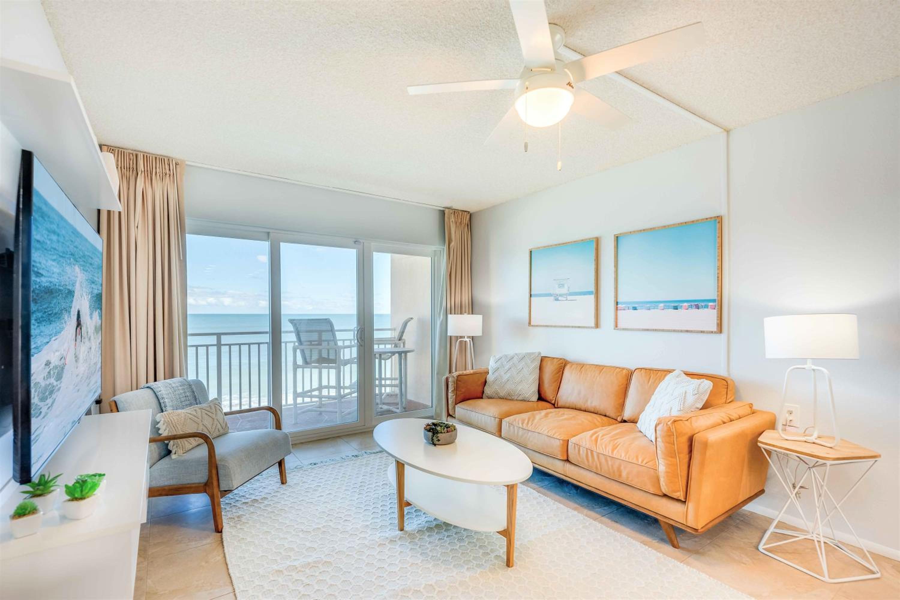 Premium Two-Bedroom Apartment - Oceanfront - Unit #336, 445