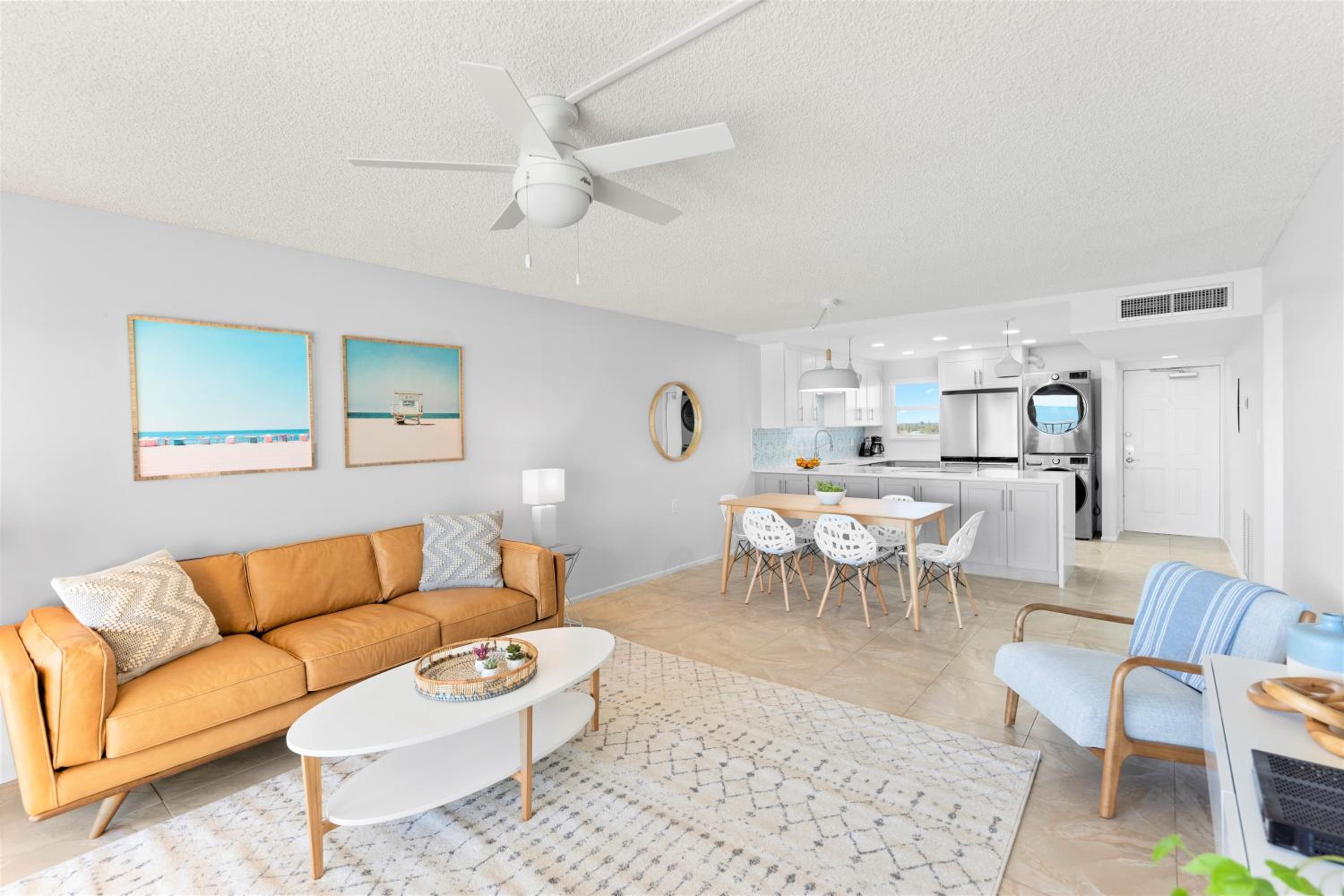 Premium Two-Bedroom Apartment - Oceanfront - Unit #444 photo 3