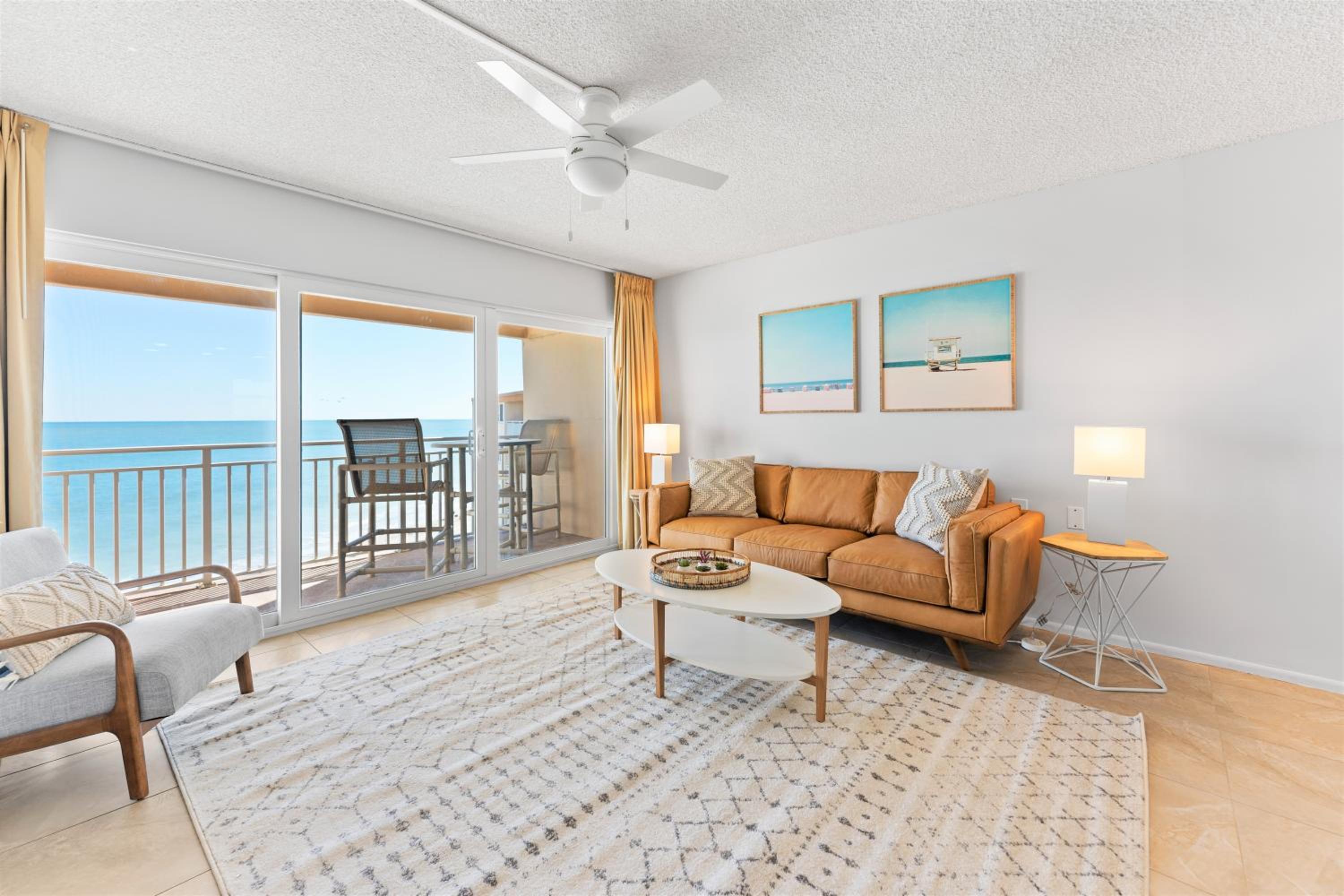 Premium Two-Bedroom Apartment - Oceanfront - Unit #444 photo 2