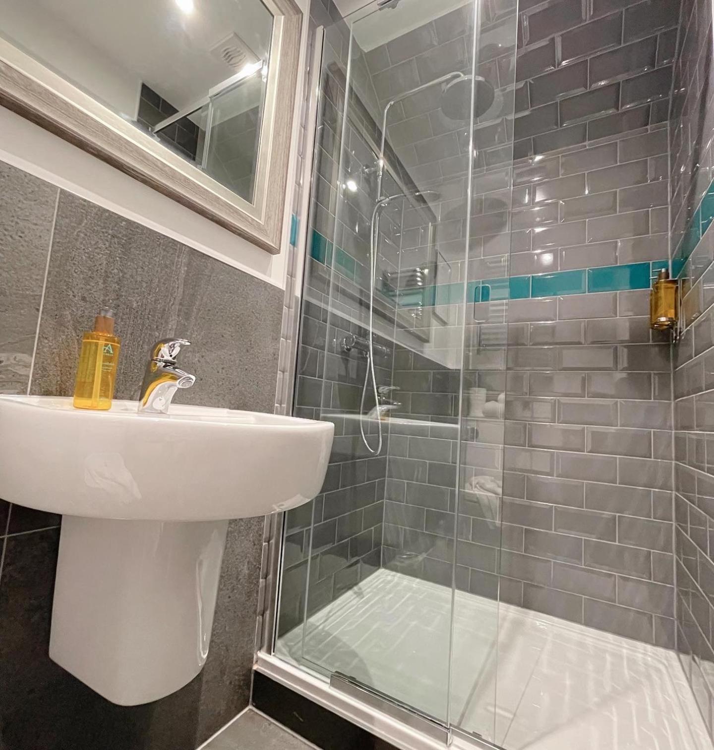 Single Room with Shower photo 3