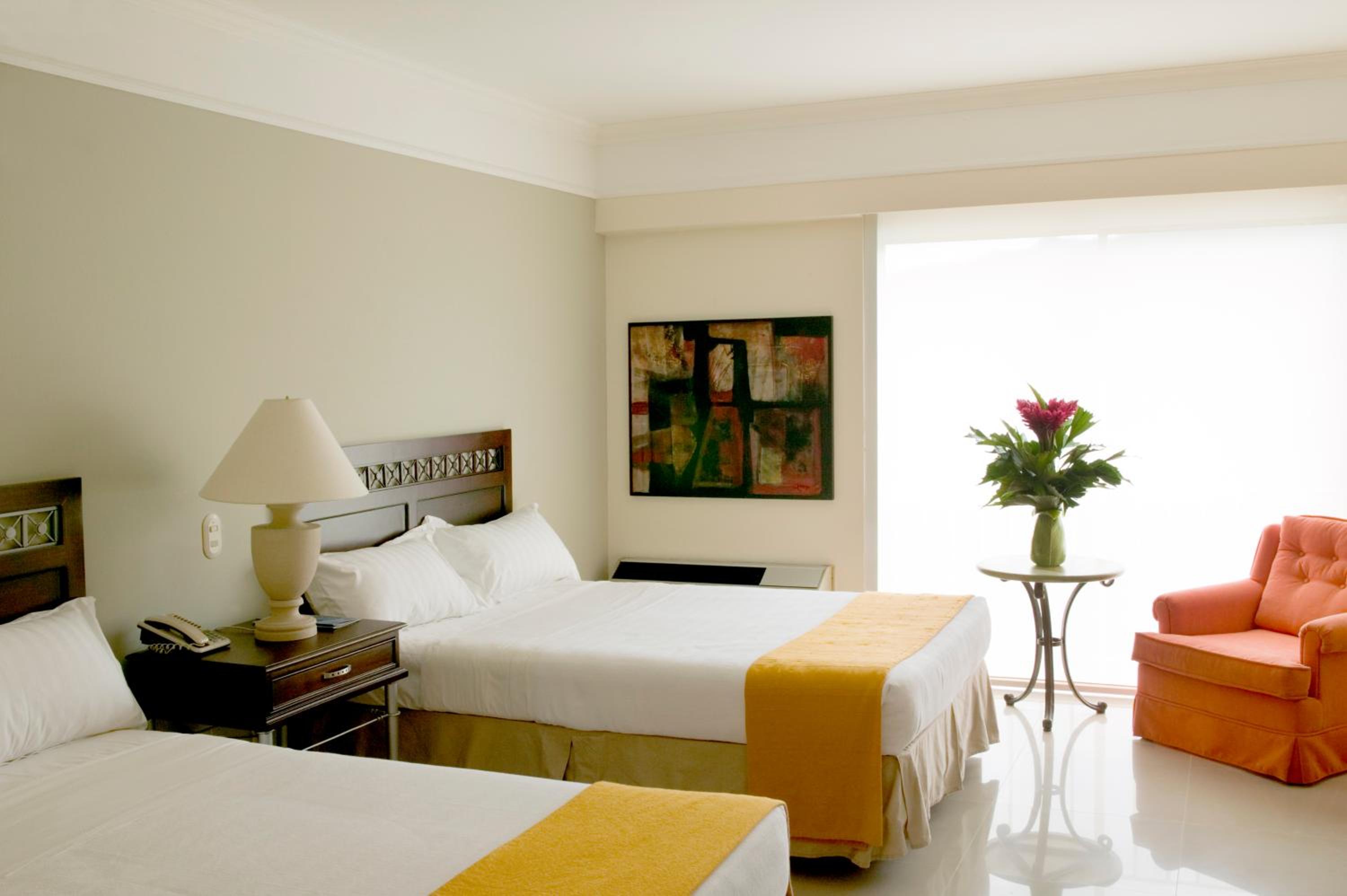 Deluxe Twin Room photo 1