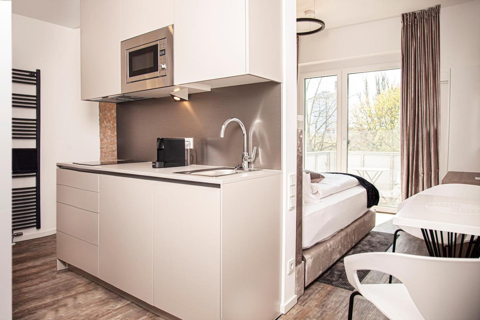 Standard Apartment with Balcony photo 2