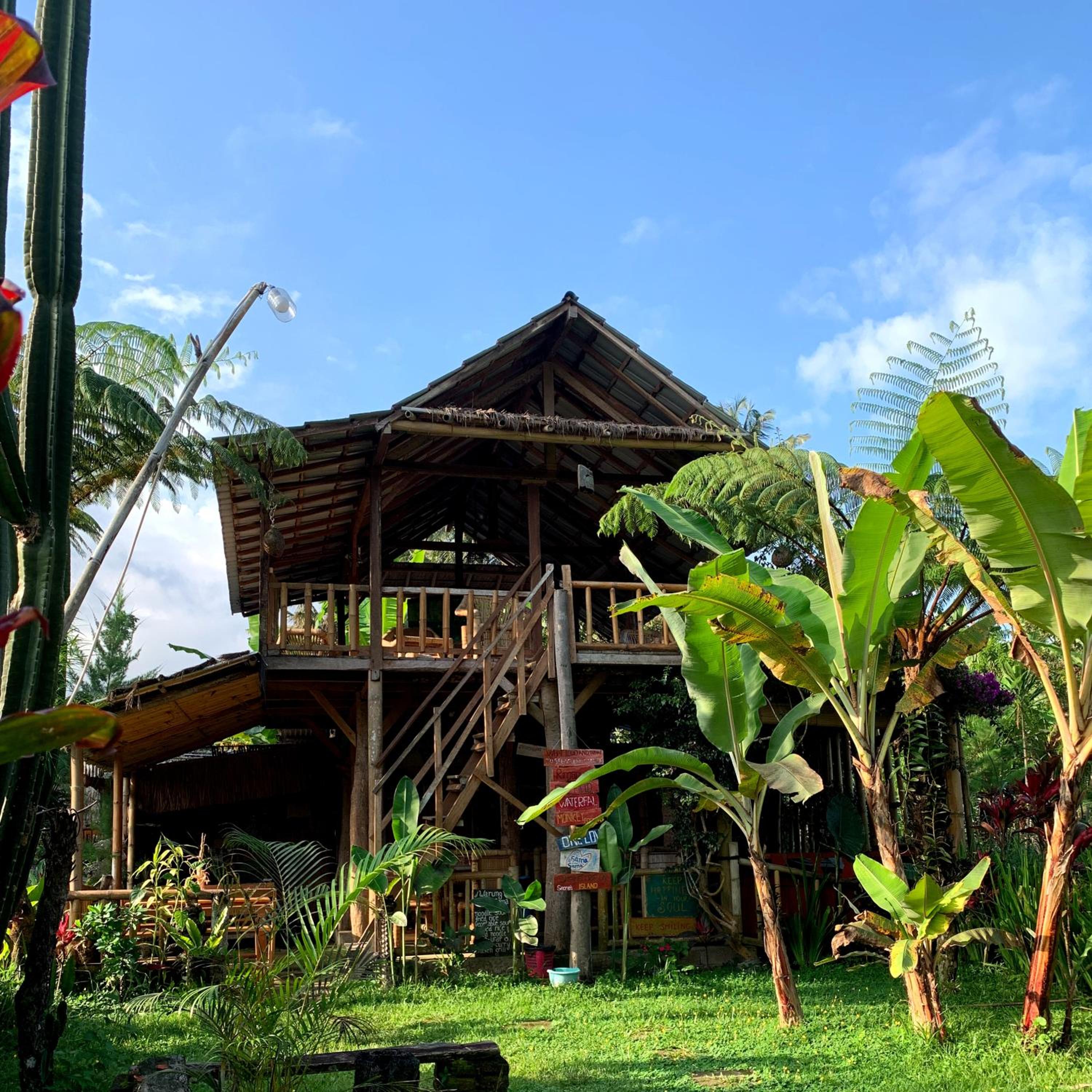 Budget Bungalow with Garden View - Photo 2