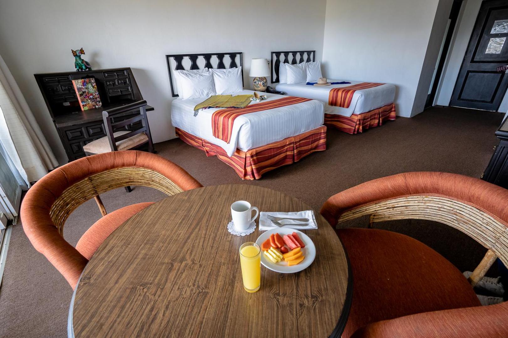 Superior Double Room with Two Double Beds - Photo 3