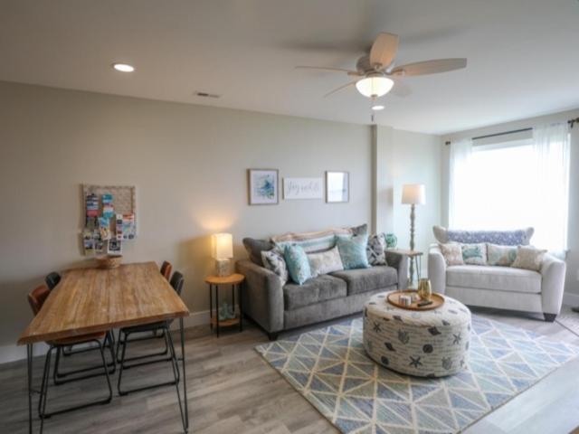 Three-Bedroom Apartment photo 1