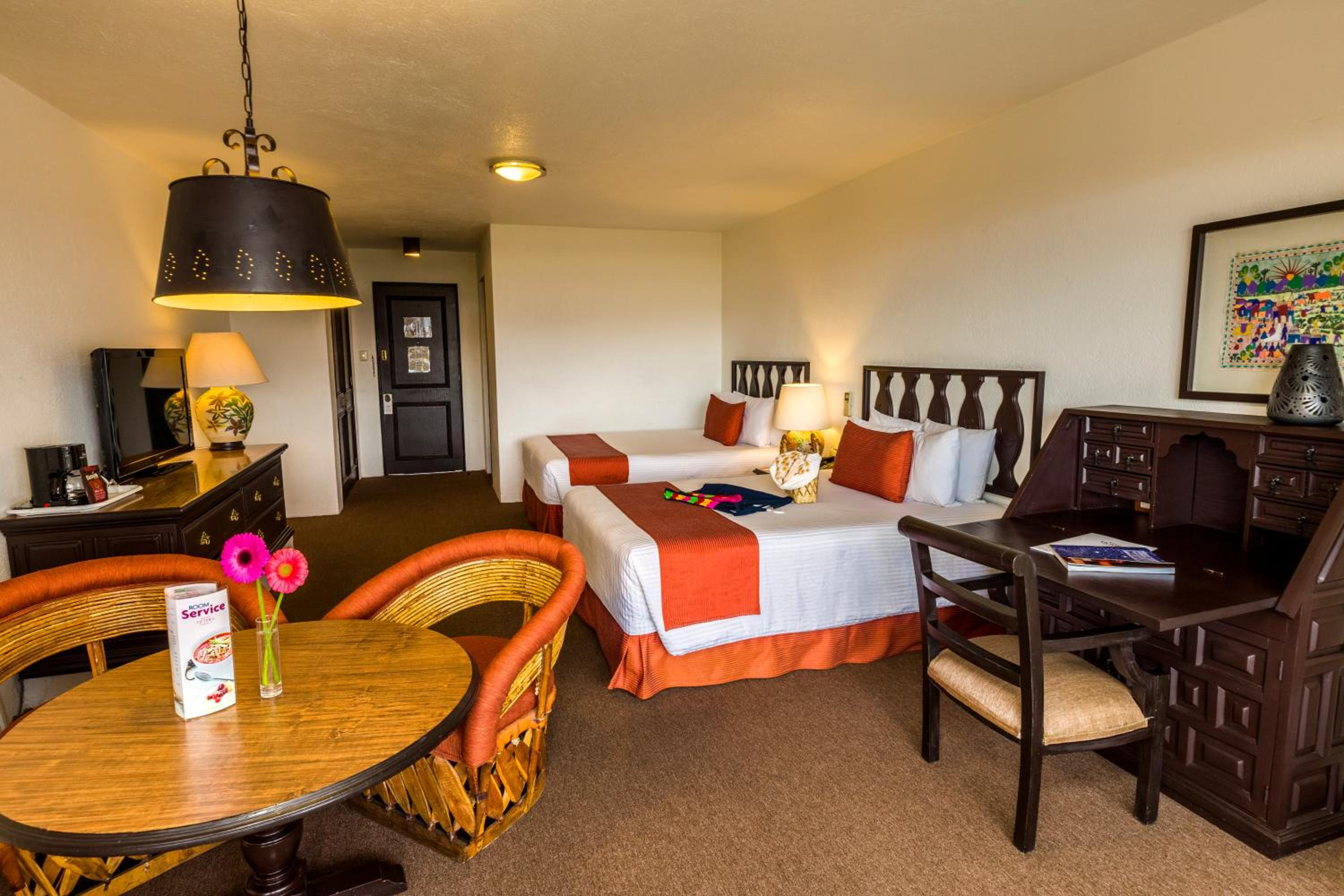 Superior Double Room with Two Double Beds - Photo 7