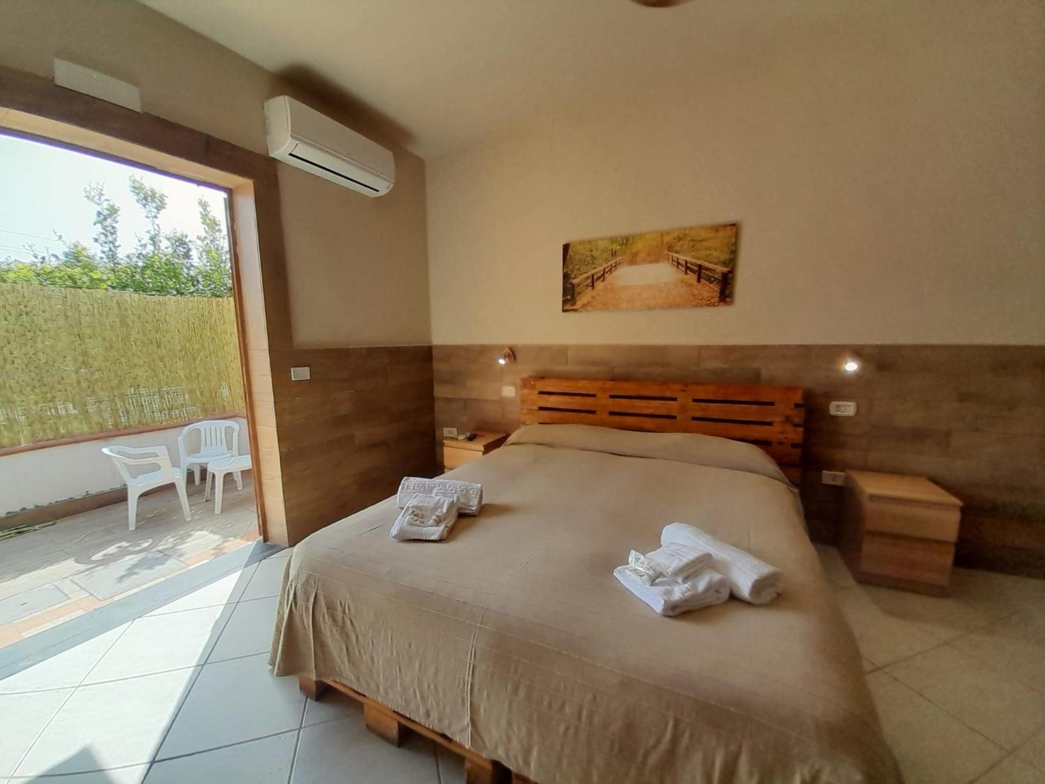Economy Double Room photo 1