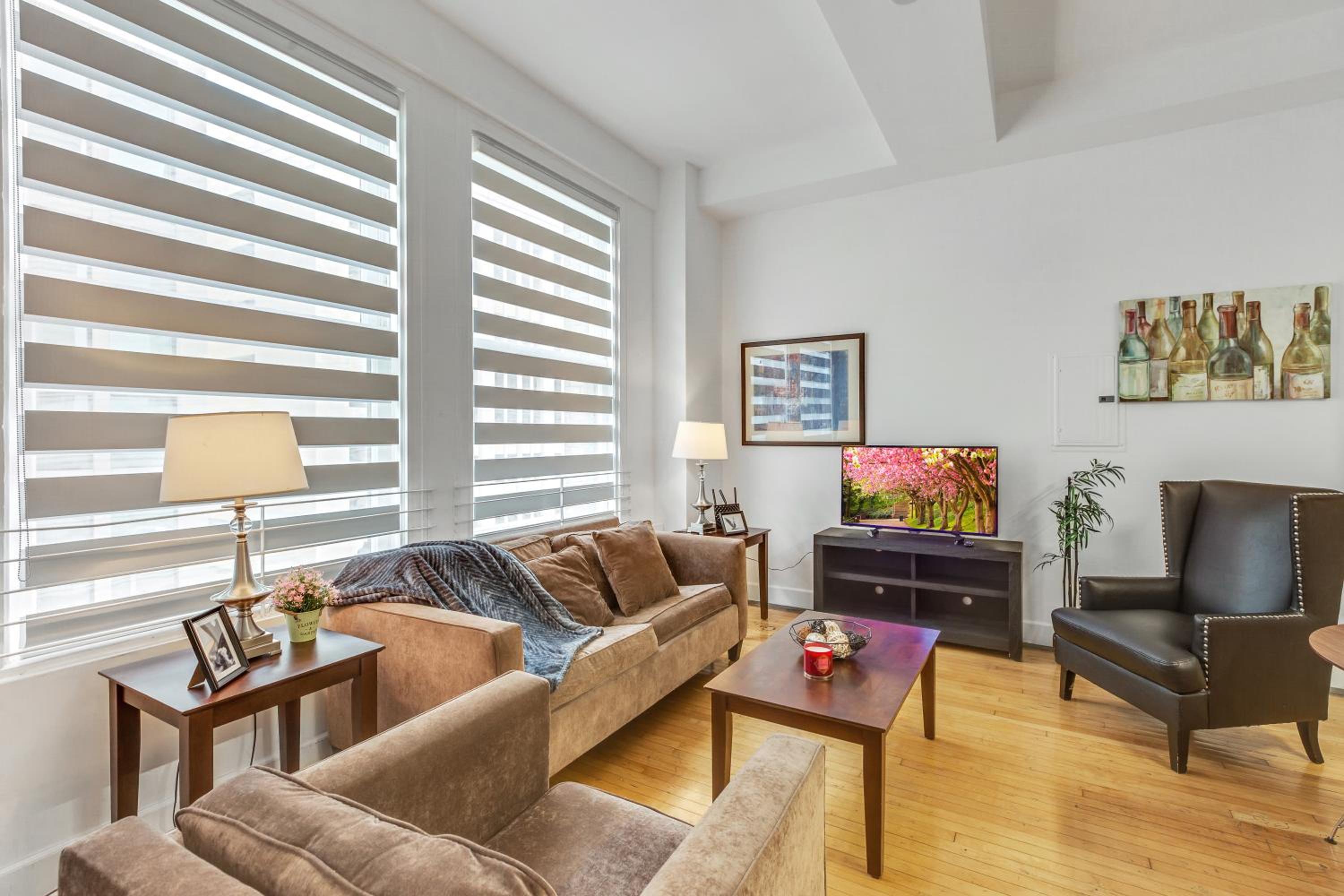 Deluxe Apartment