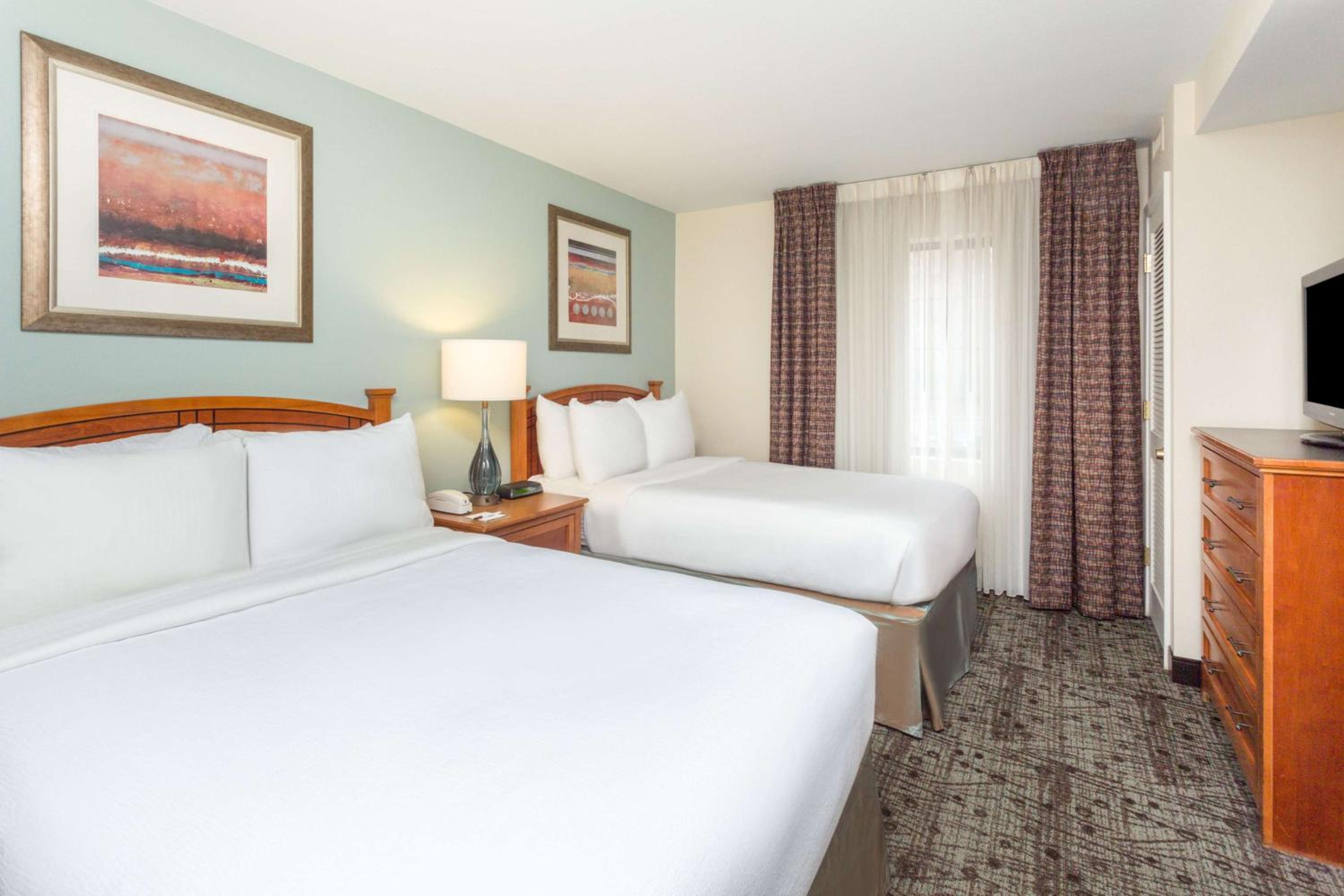 One-Bedroom Suite with Two Double Beds - Photo 3