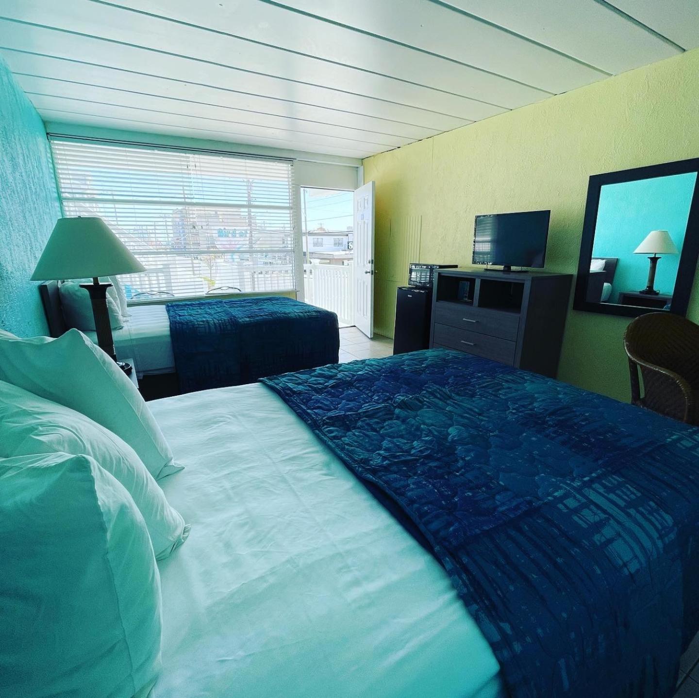 Double Room with Two Double Beds photo 2
