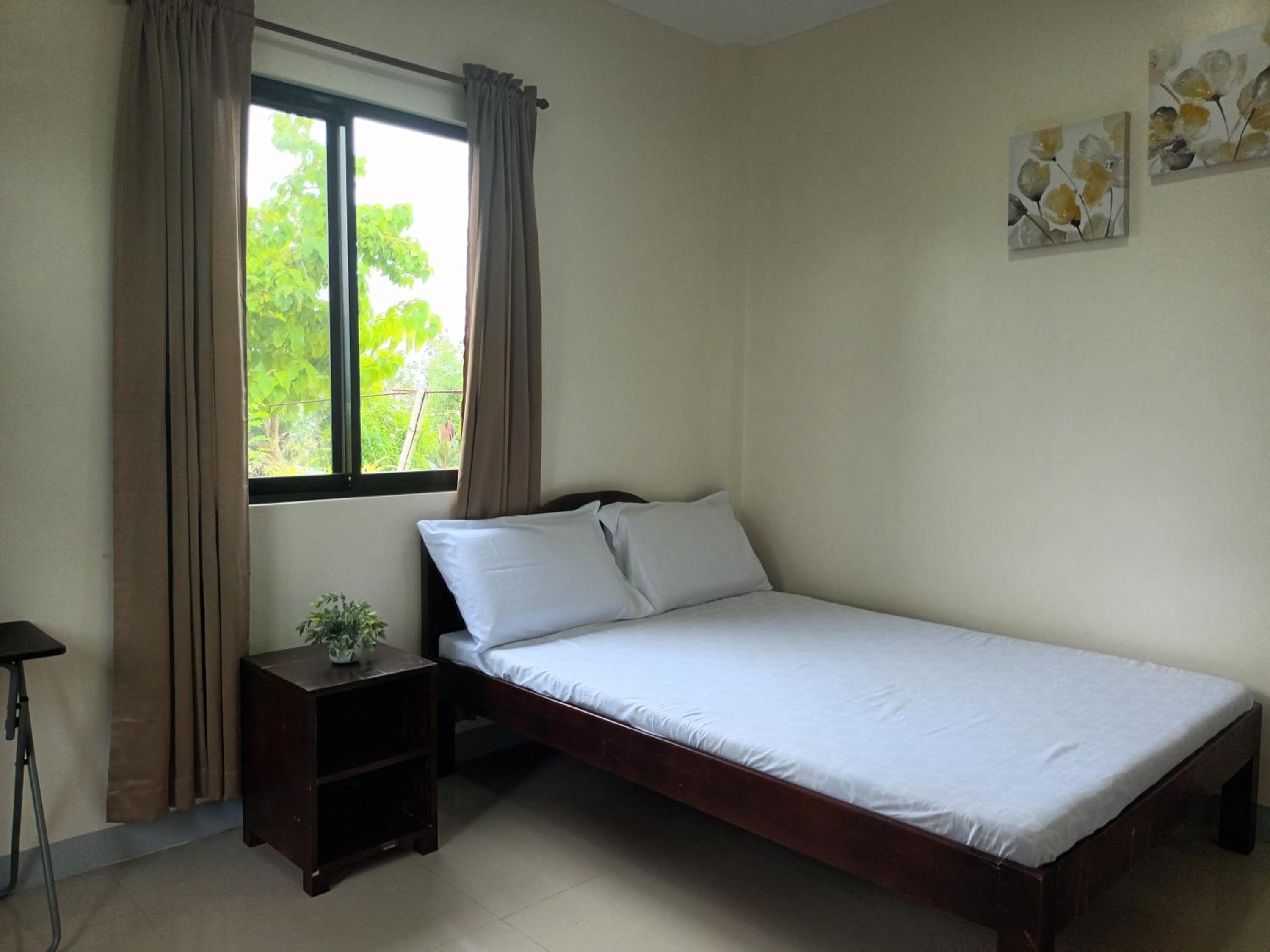 Deluxe Double Room - Photo 18