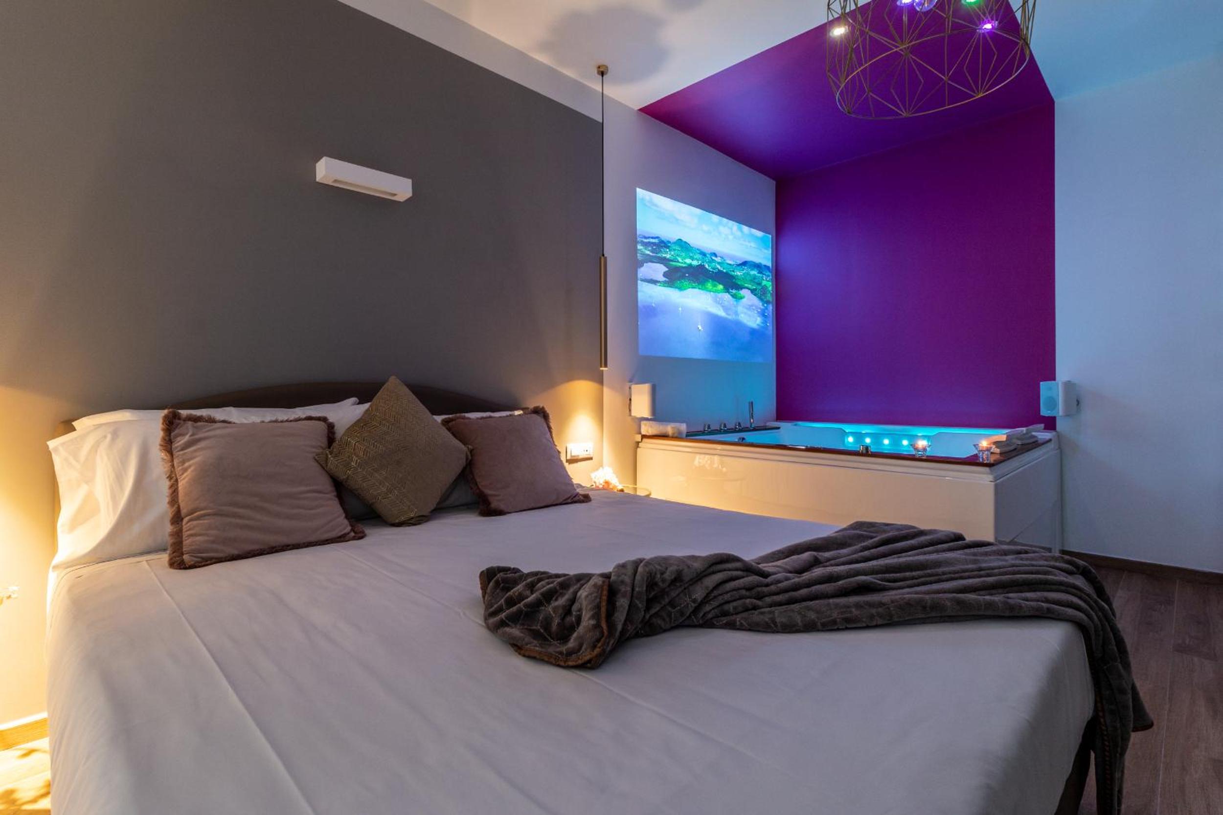 King Suite with Spa Bath