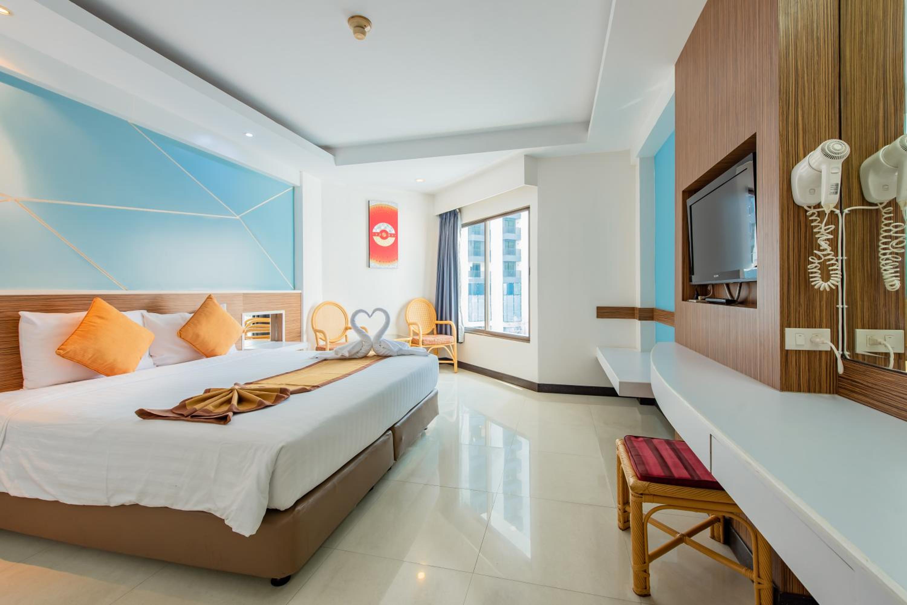 Superior Double or Twin Room - Photo 13