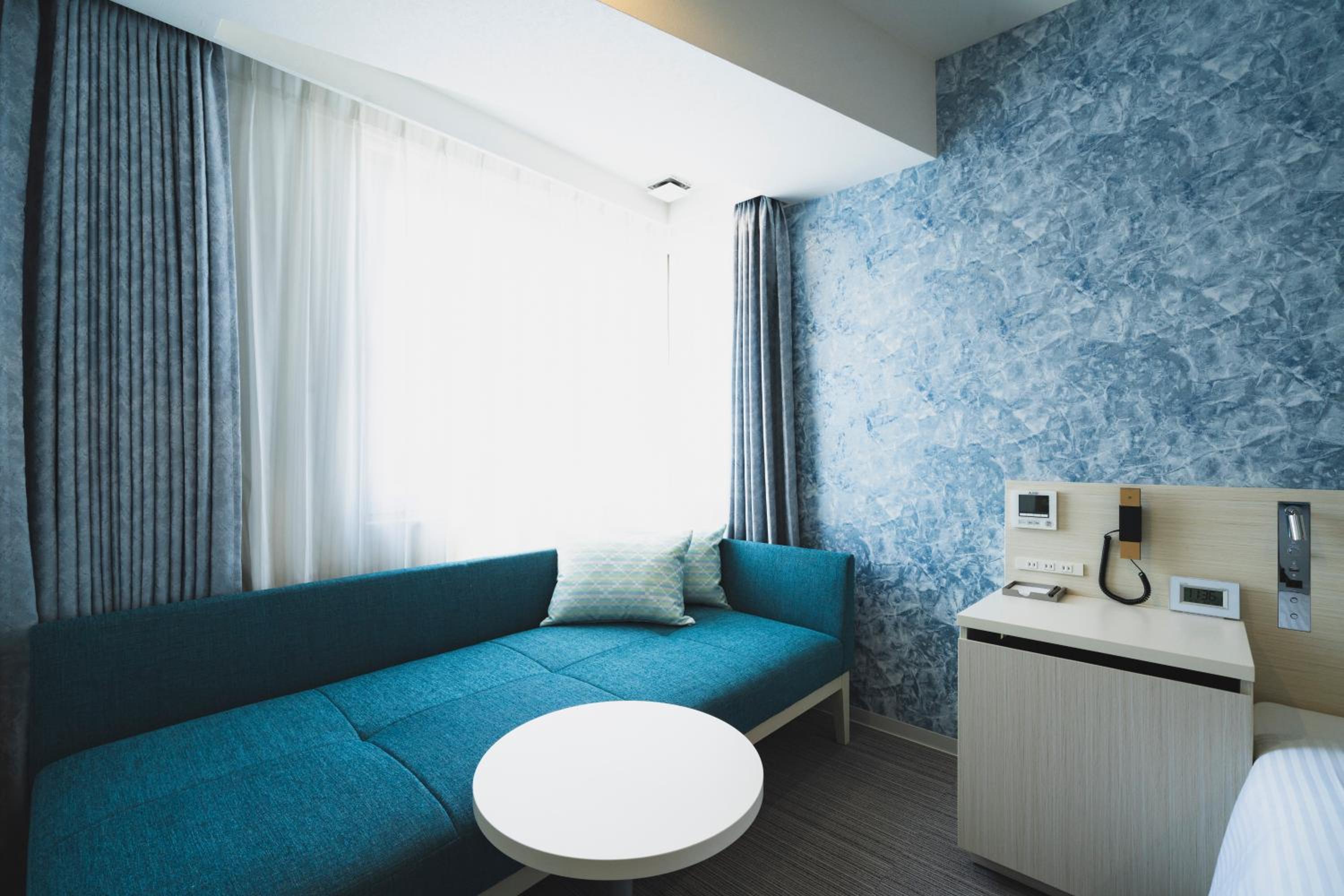 Twin Room - Photo 7