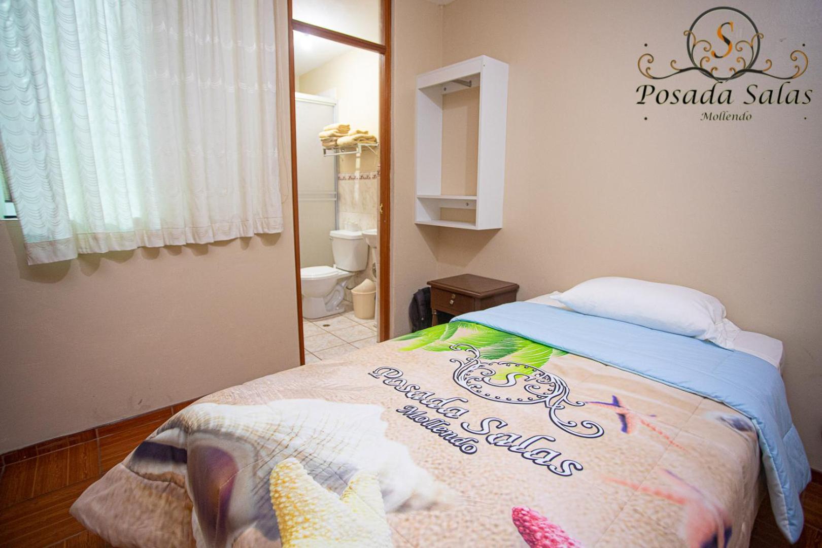 Quadruple Room with Private Bathroom photo 1