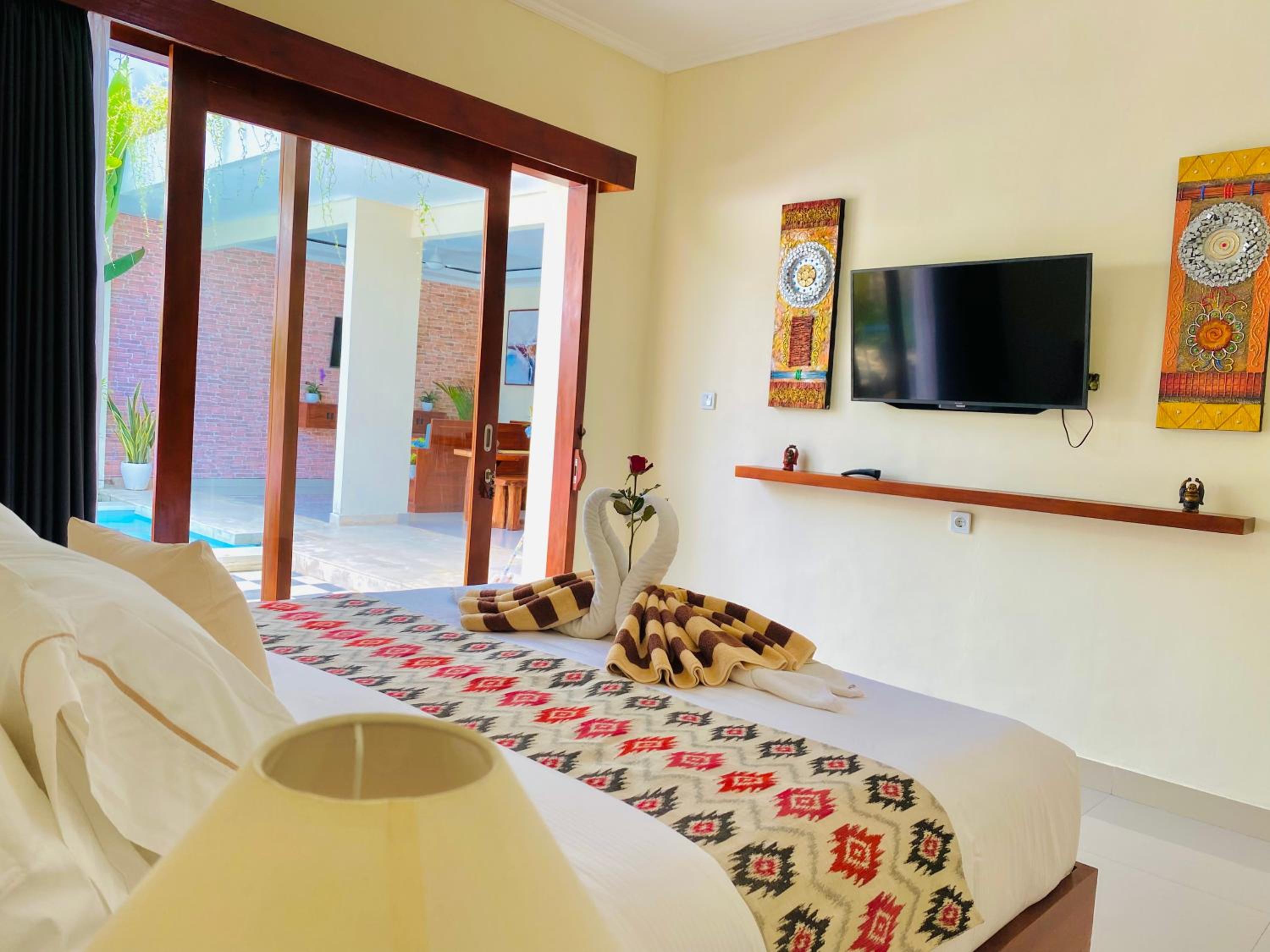 Two-Bedroom Villa - Photo 4