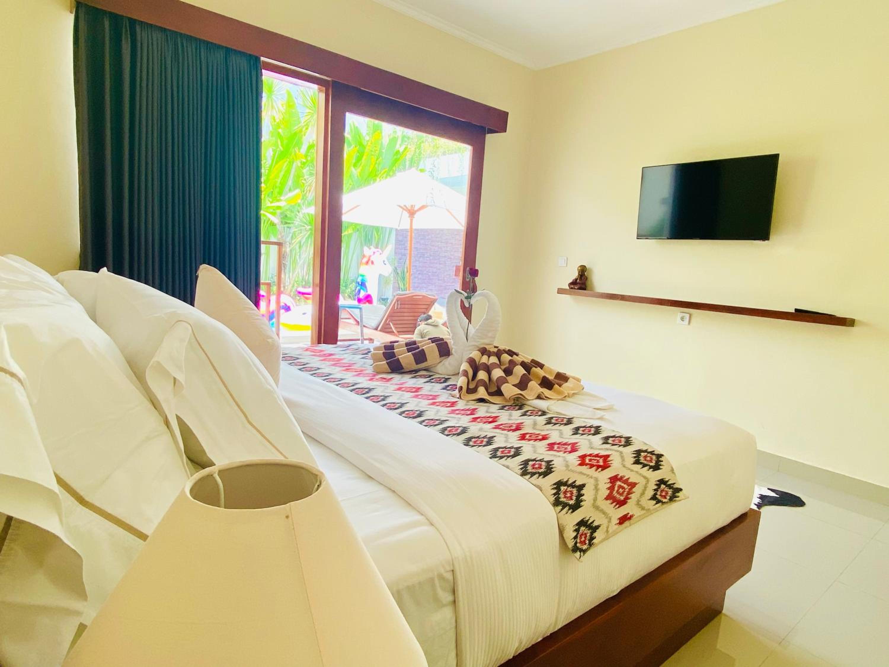 Two-Bedroom Villa - Photo 3