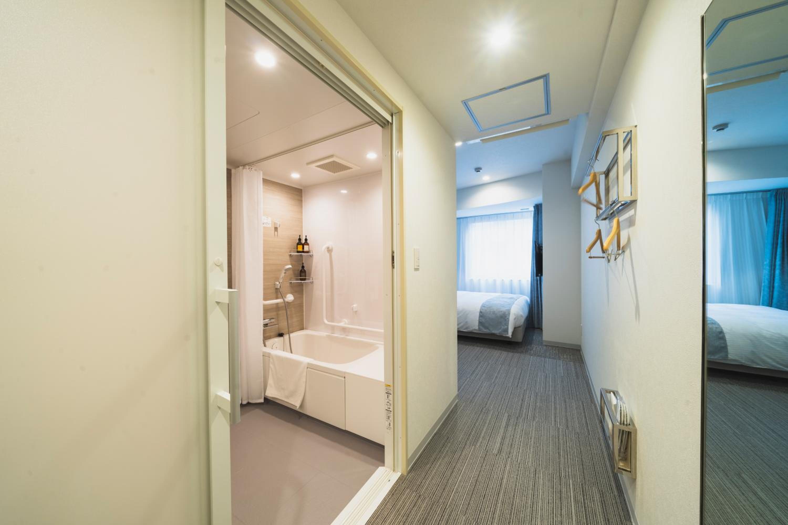 Universal Room - Non-Smoking - Photo 2