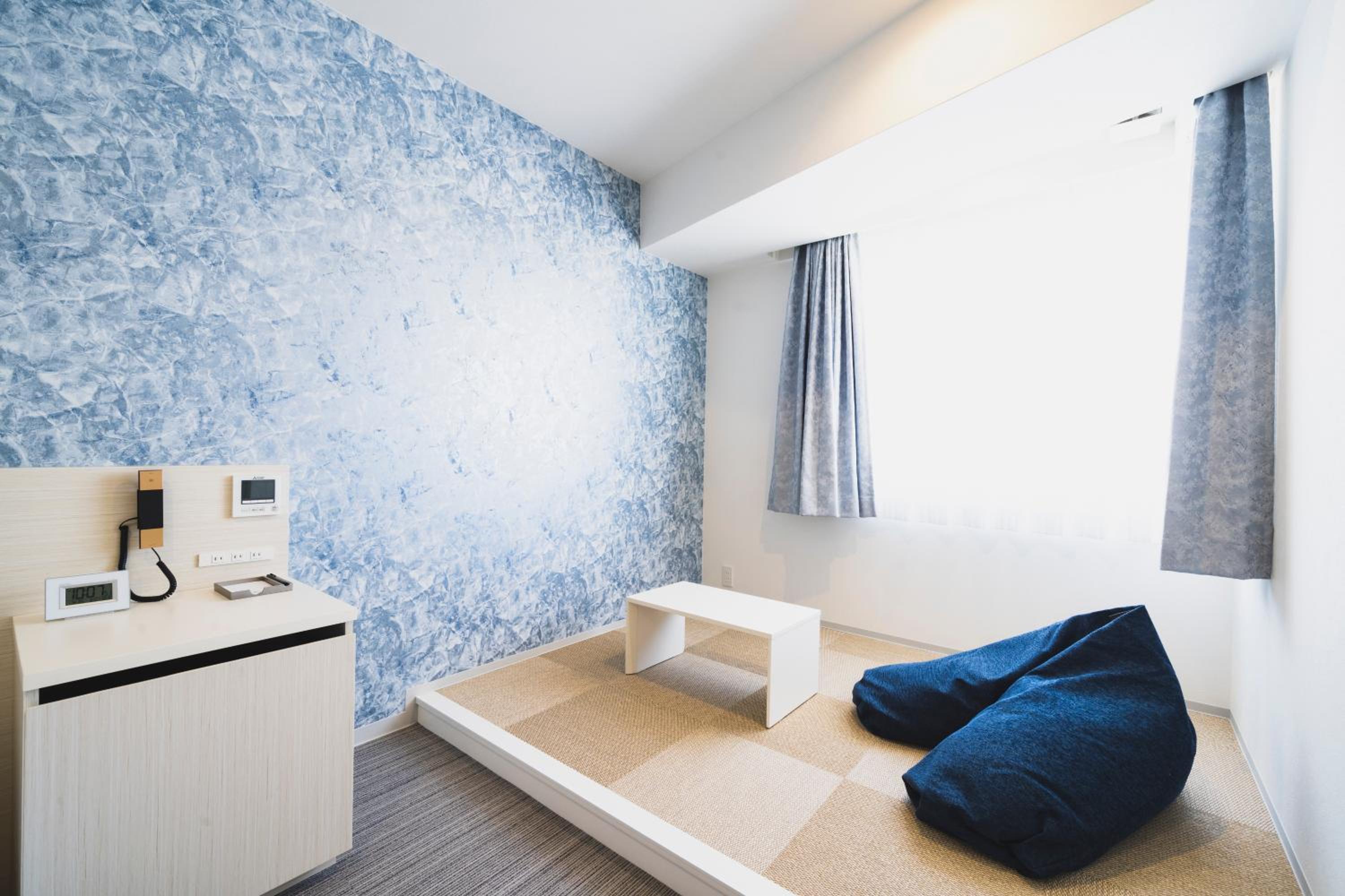 Standard Double Room - Non-Smoking - Photo 2