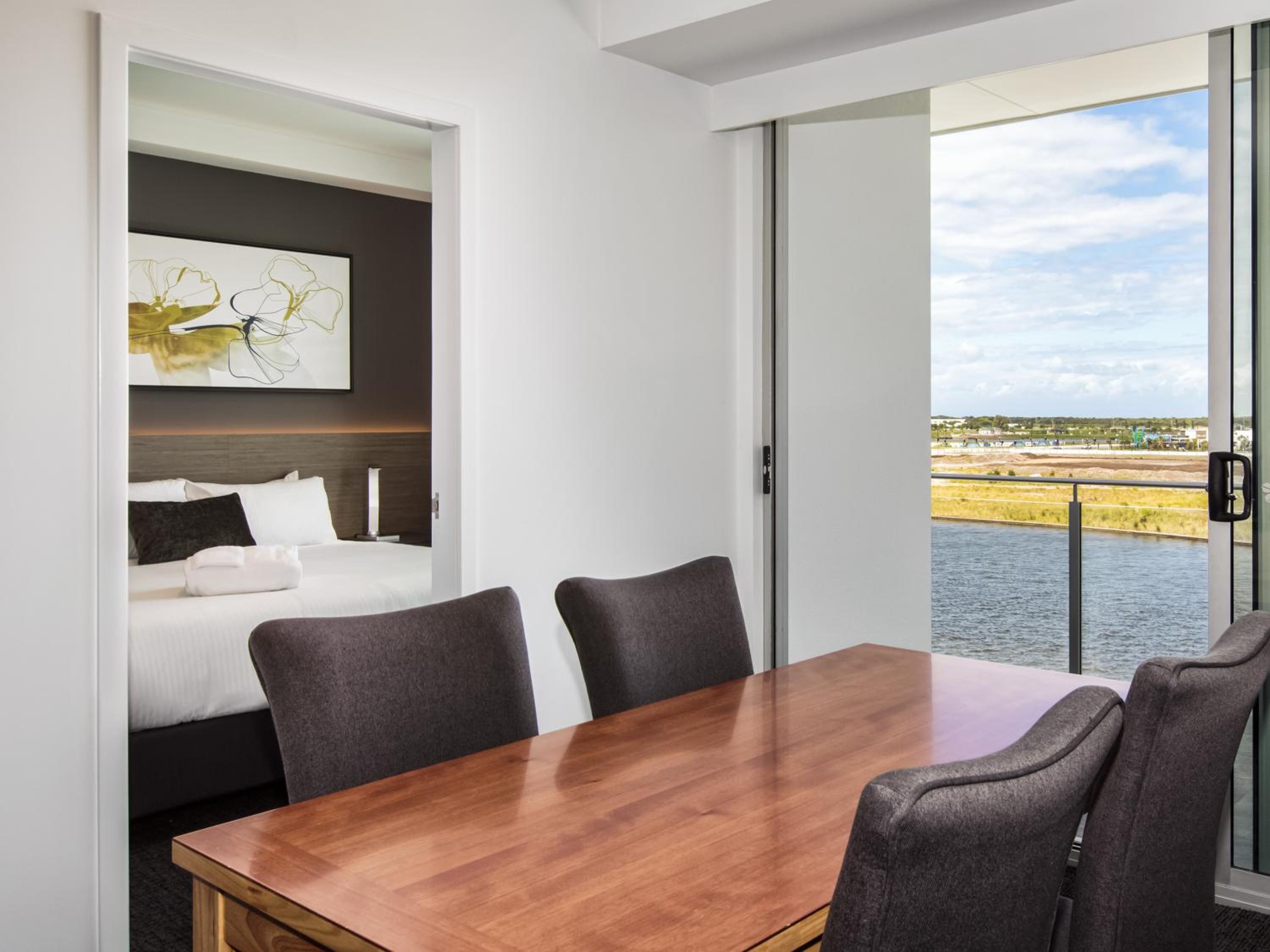 Deluxe Family Suite