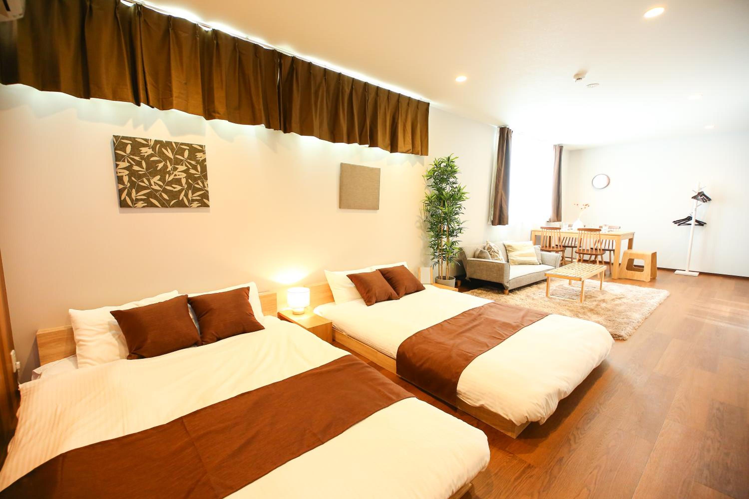 One-Bedroom Apartment photo 1