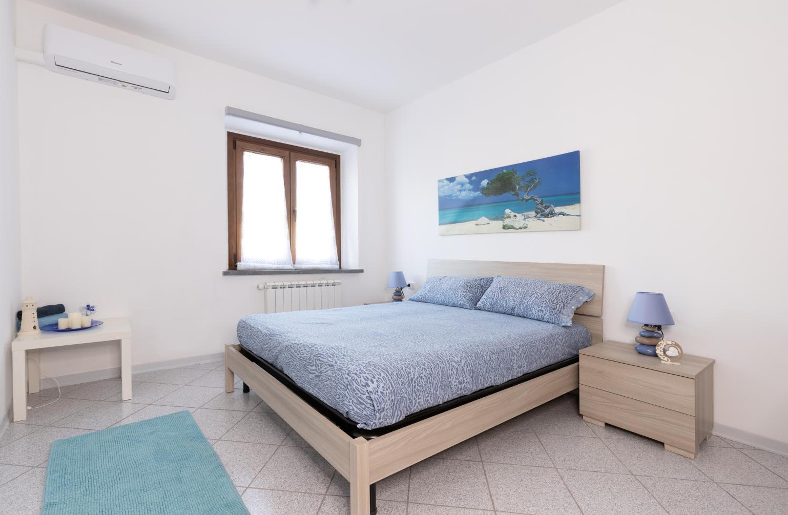 Two-Bedroom House - Photo 19