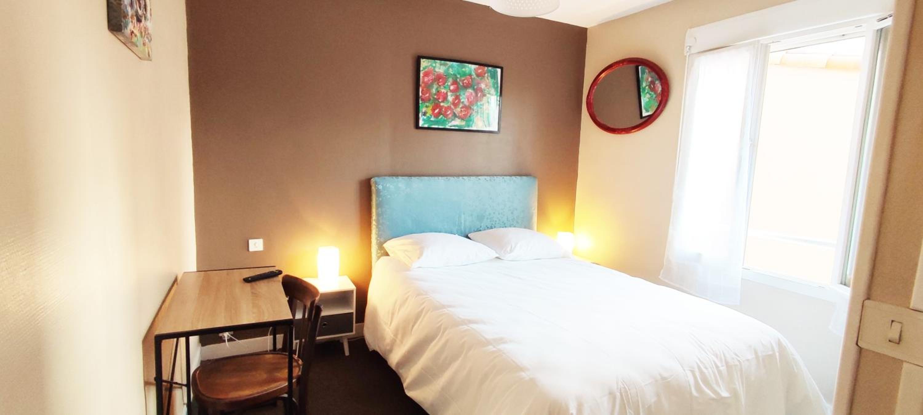 Budget Double Room photo 3