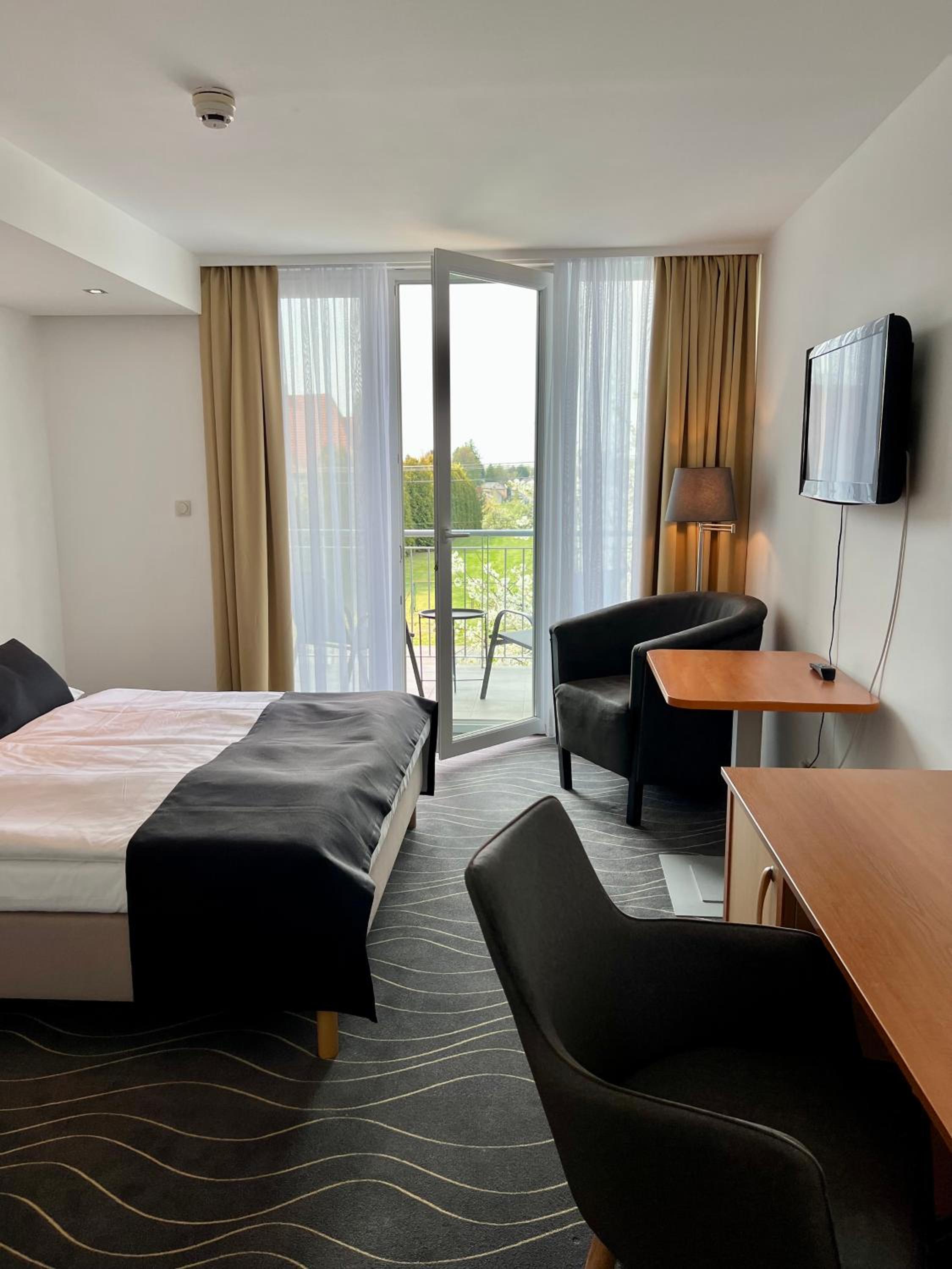 Double Room with Garden View - Photo 1