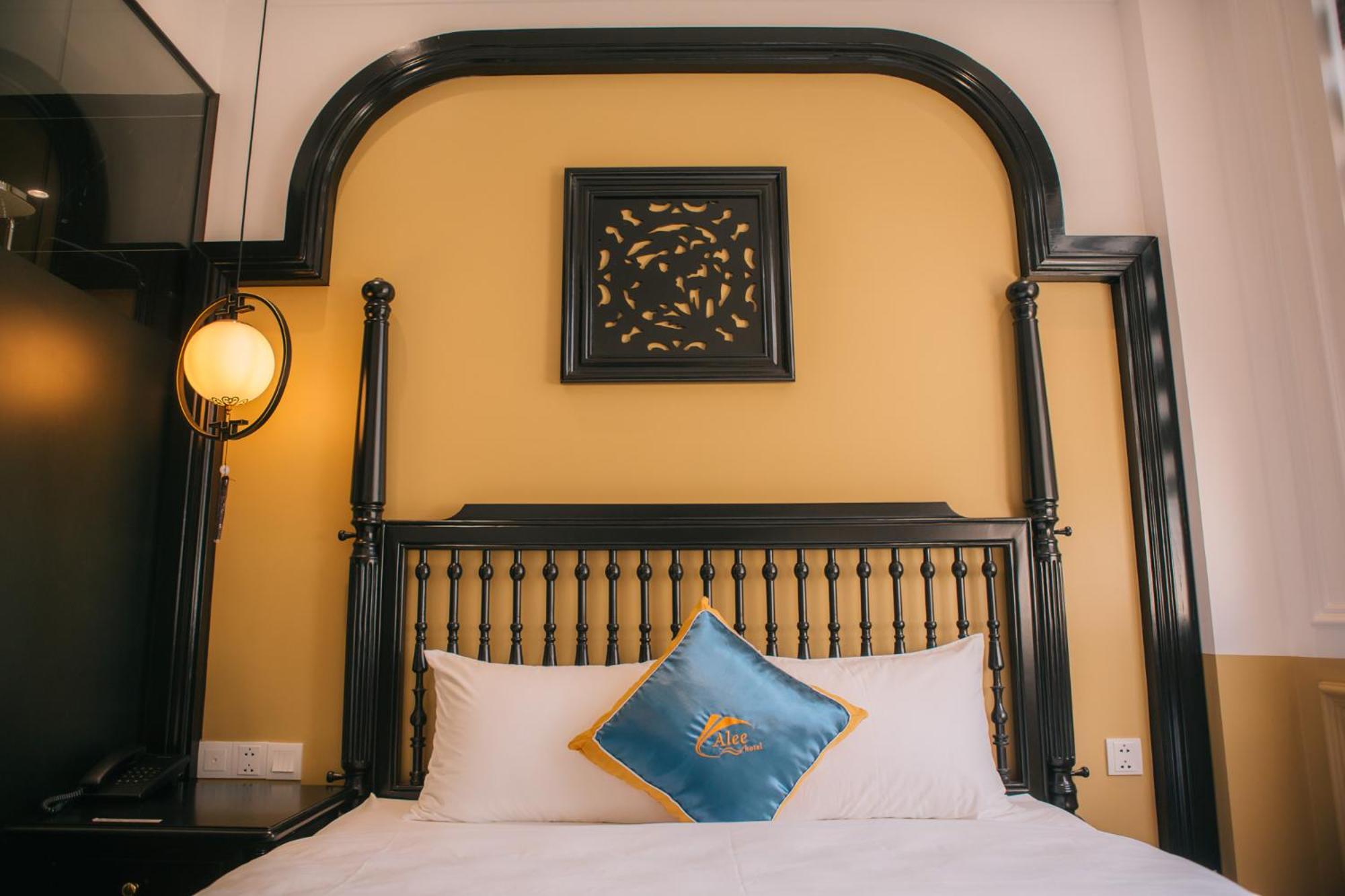 Deluxe Queen Room - Photo 1