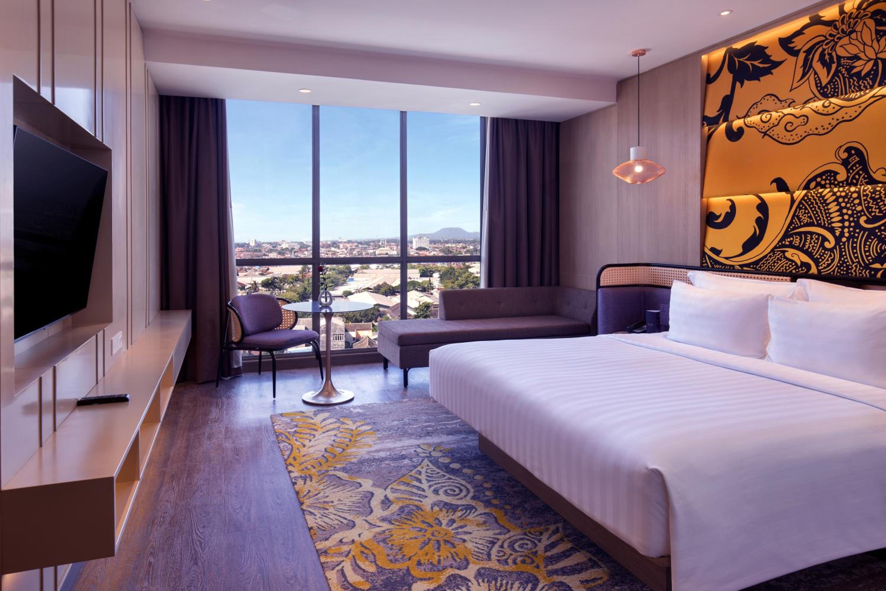 Executive King Room with Mountain View - High Floor  - Photo 4