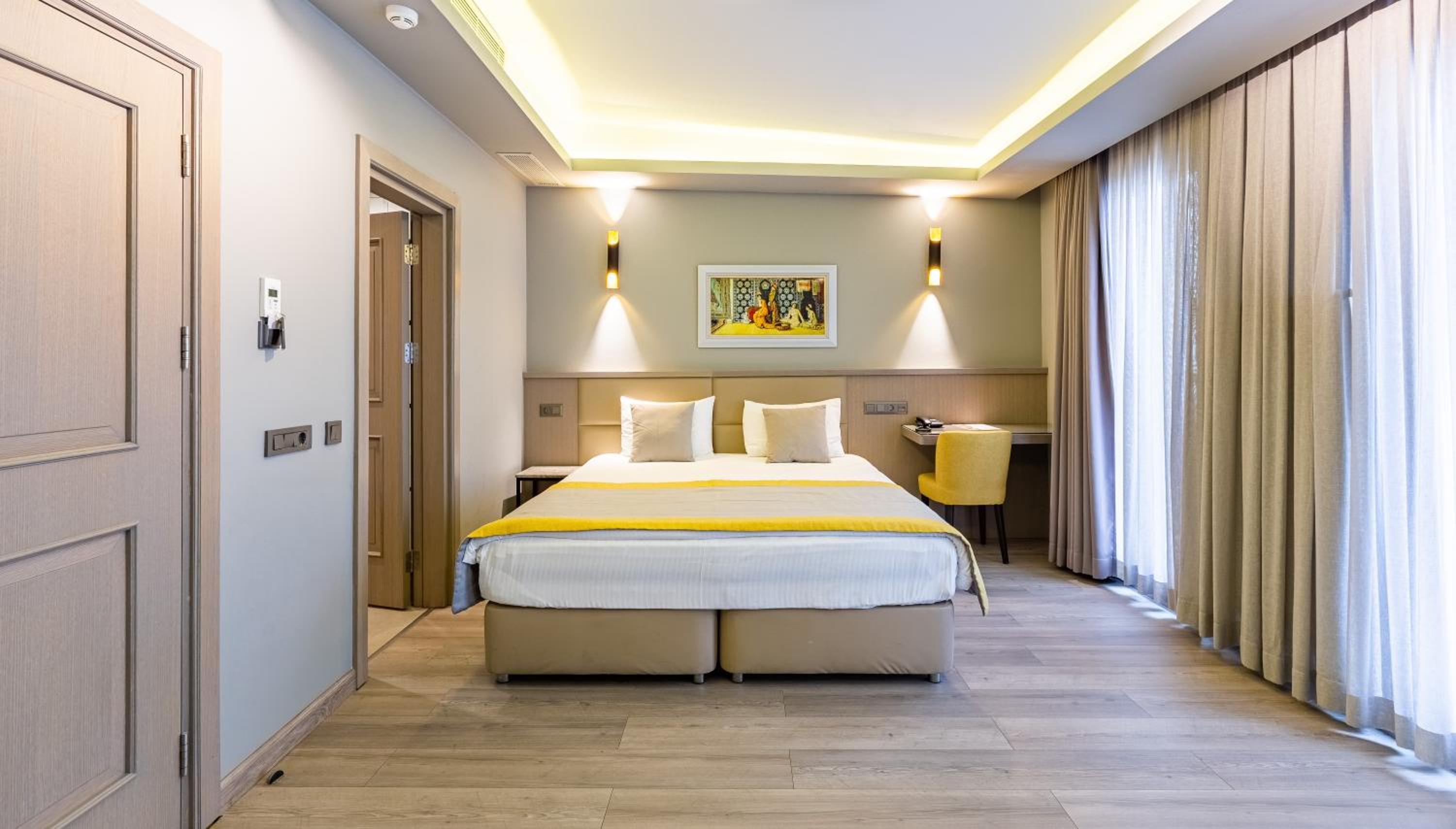 Superior Triple Room