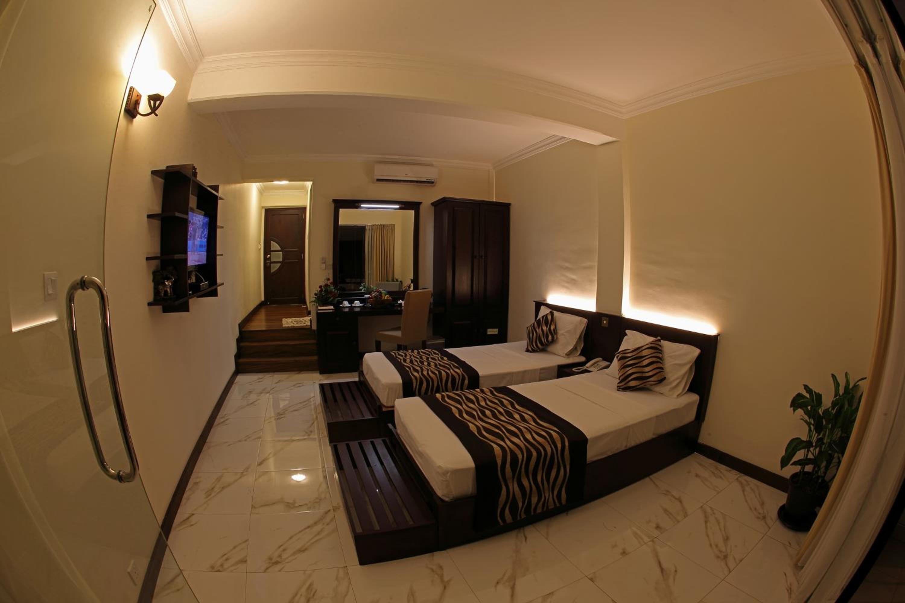 Deluxe Room with Bath tub
