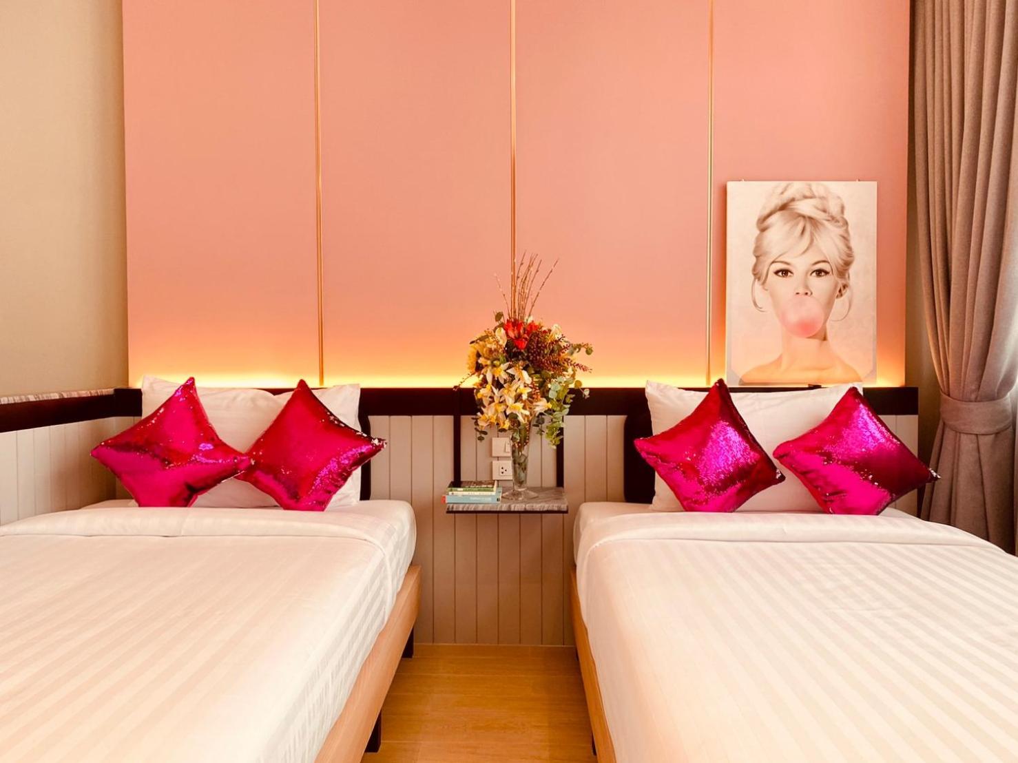 Deluxe Twin Room photo 2
