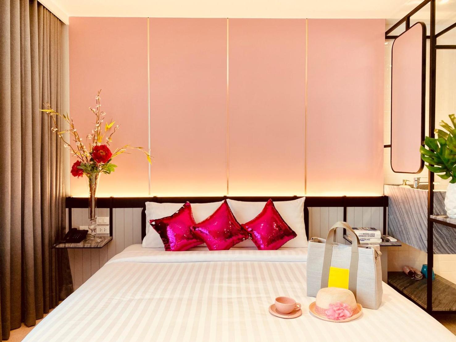 Deluxe Double Room photo 2