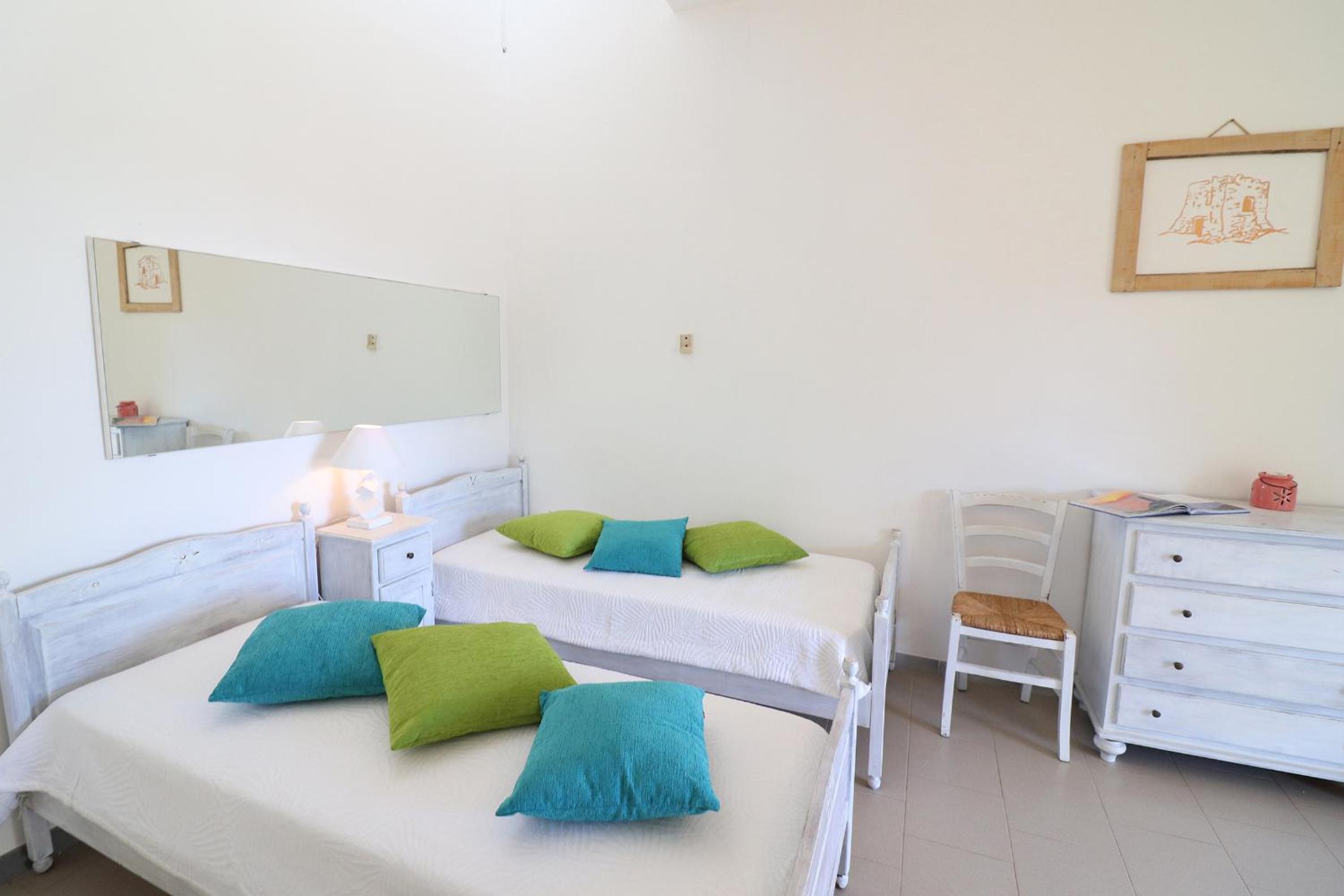 Two-Bedroom Deluxe Apartment with Garden View