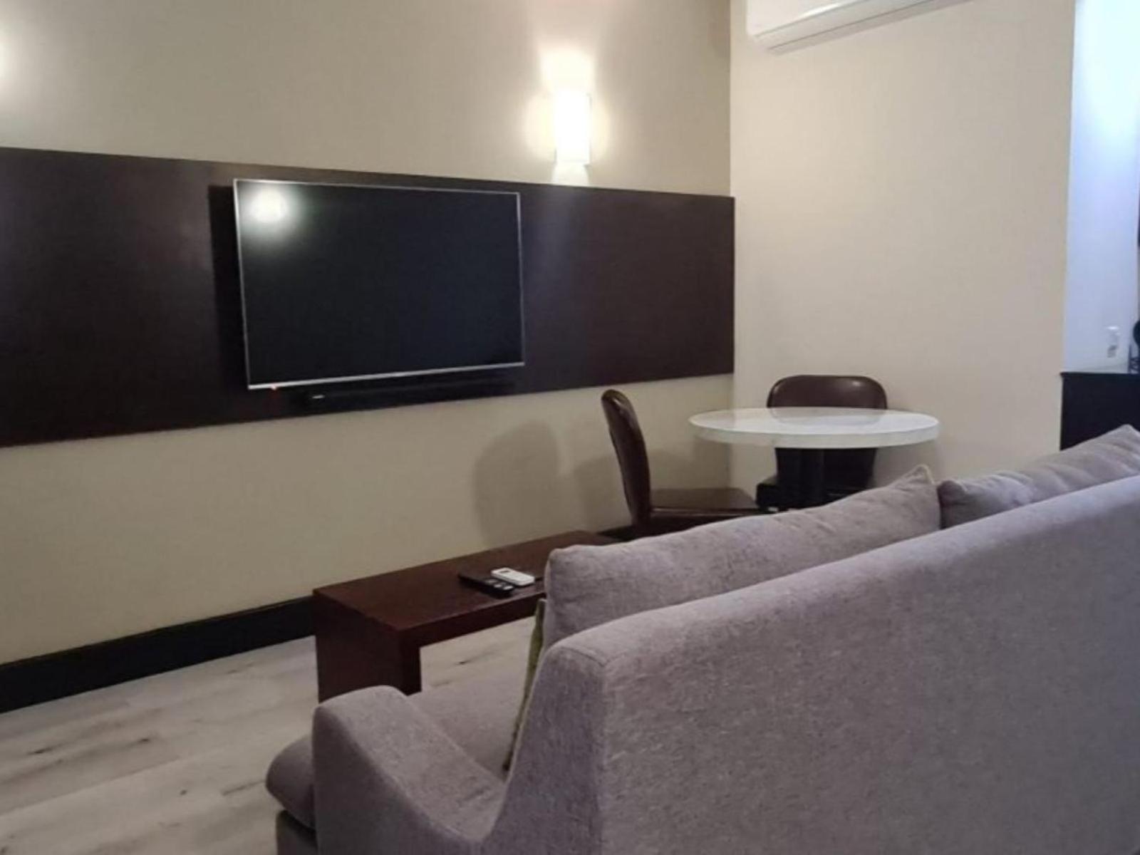 Deluxe Junior Suite photo 3