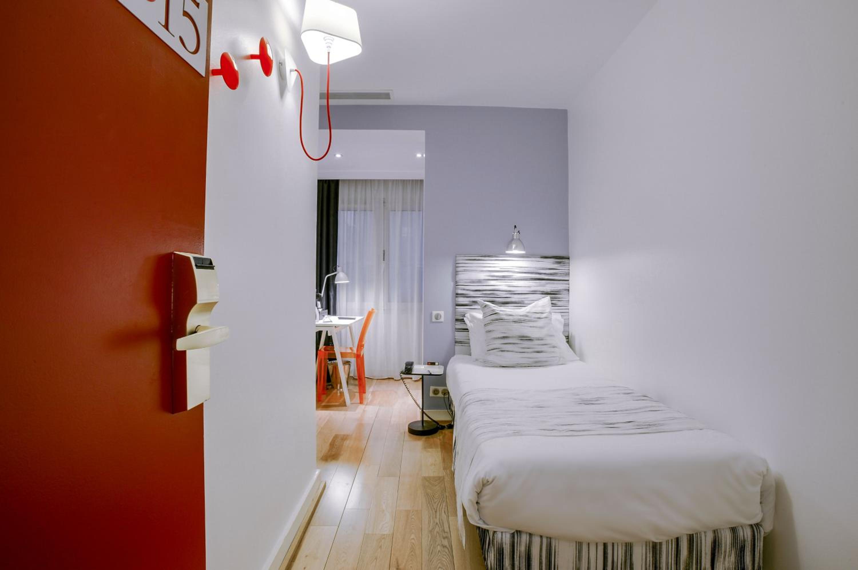 Single Room photo 1