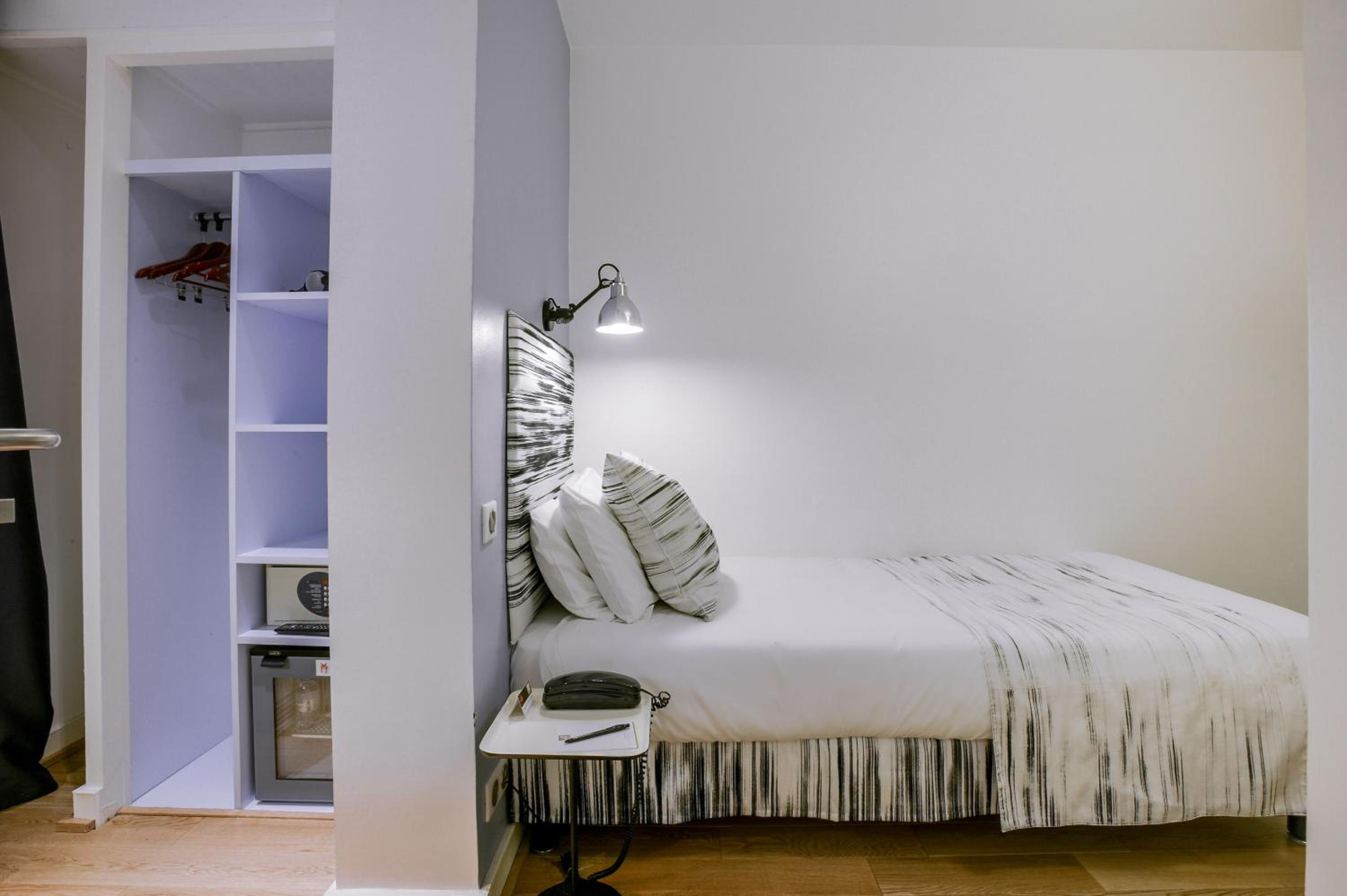 Single Room photo 2