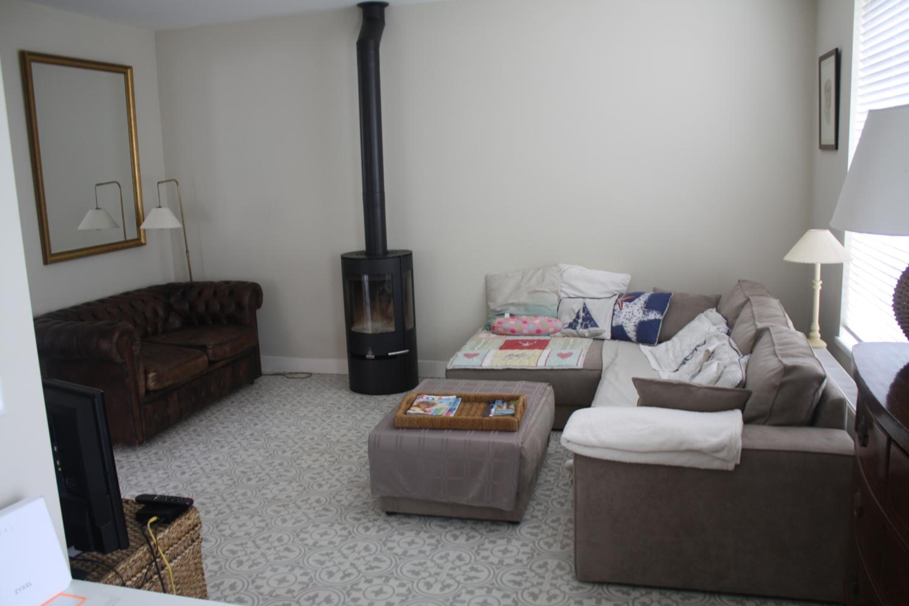 Three-Bedroom House photo 2