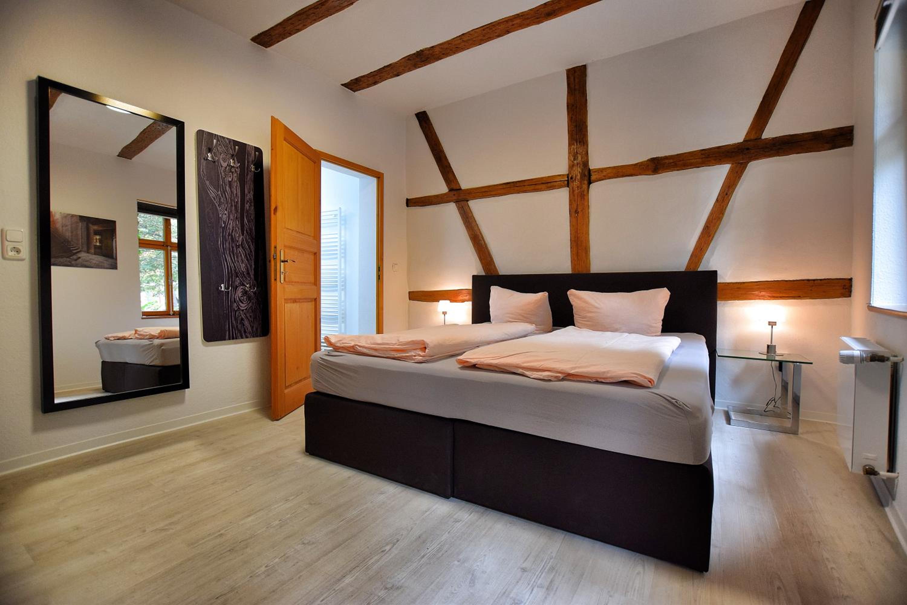 Standard Double Room - Photo 5