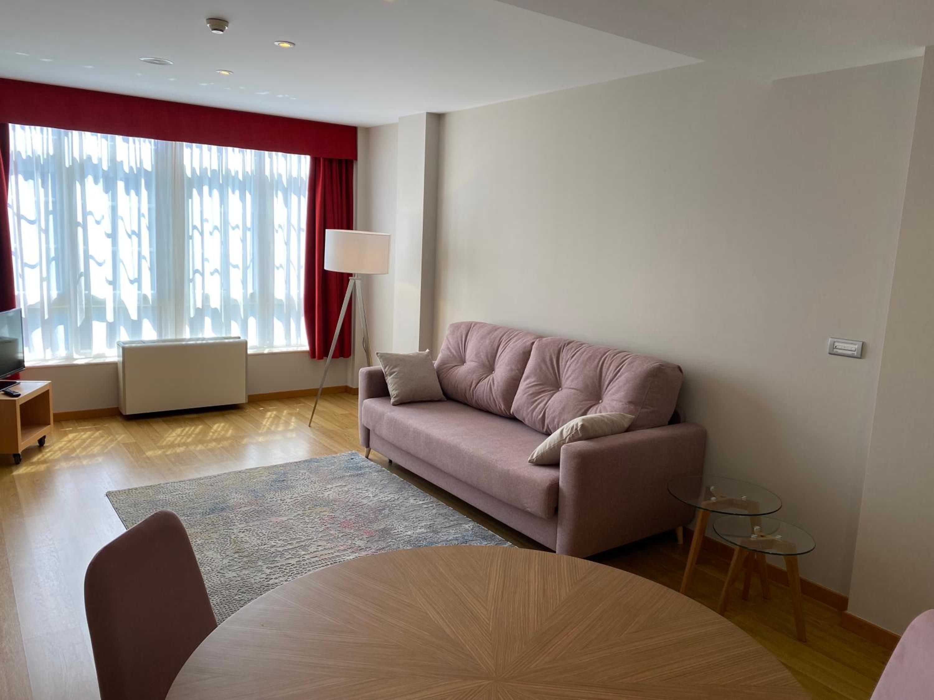 Family Room photo 2