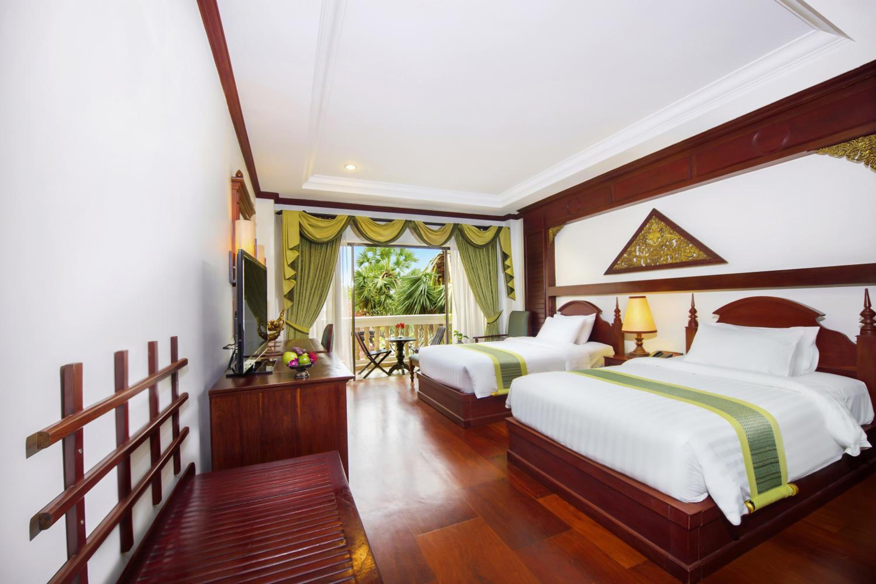 Landmark Twin Room - Photo 1