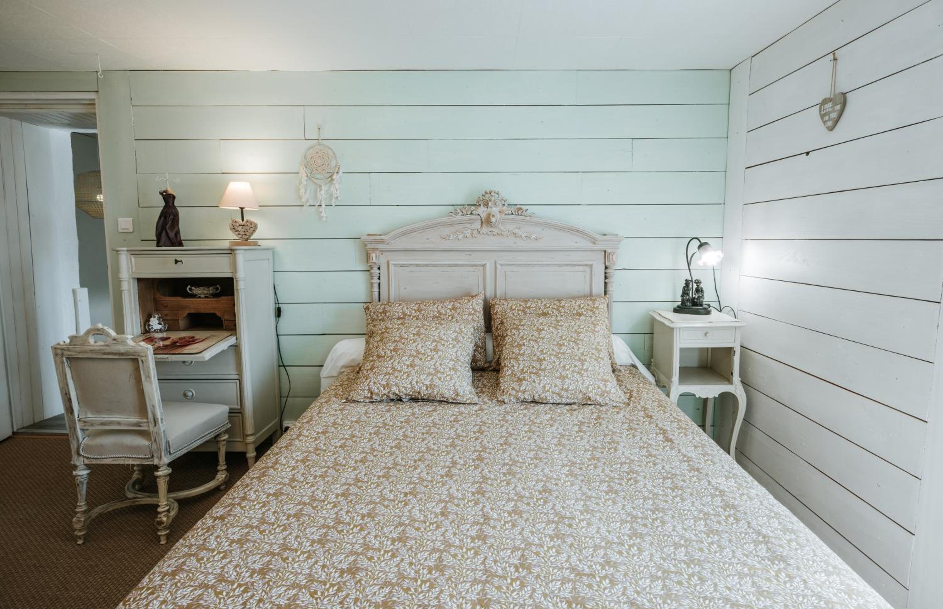 Double Room with Garden View - Photo 1