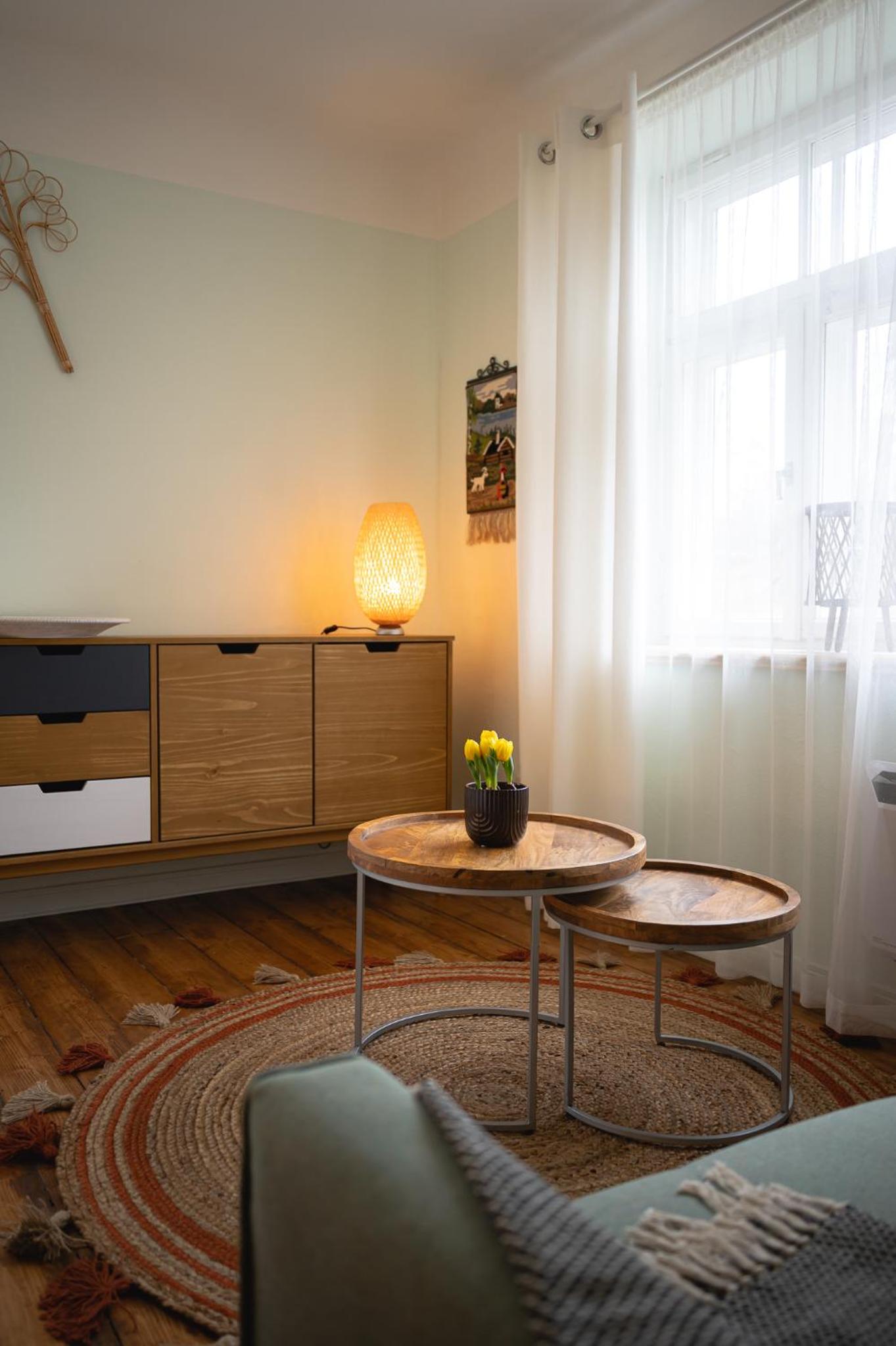One-Bedroom Apartment - Photo 4