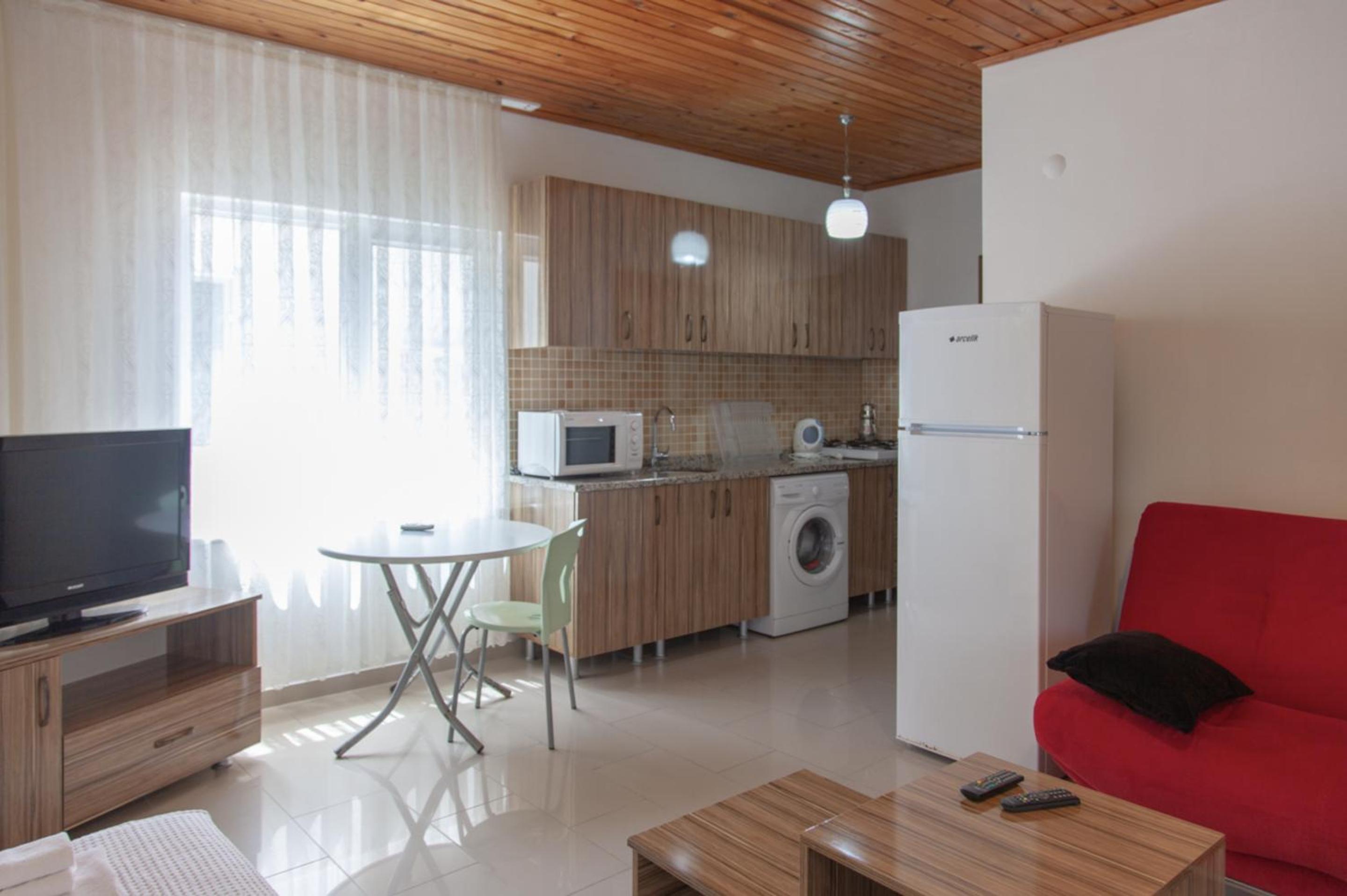 Apartment (4 Adults) photo 3