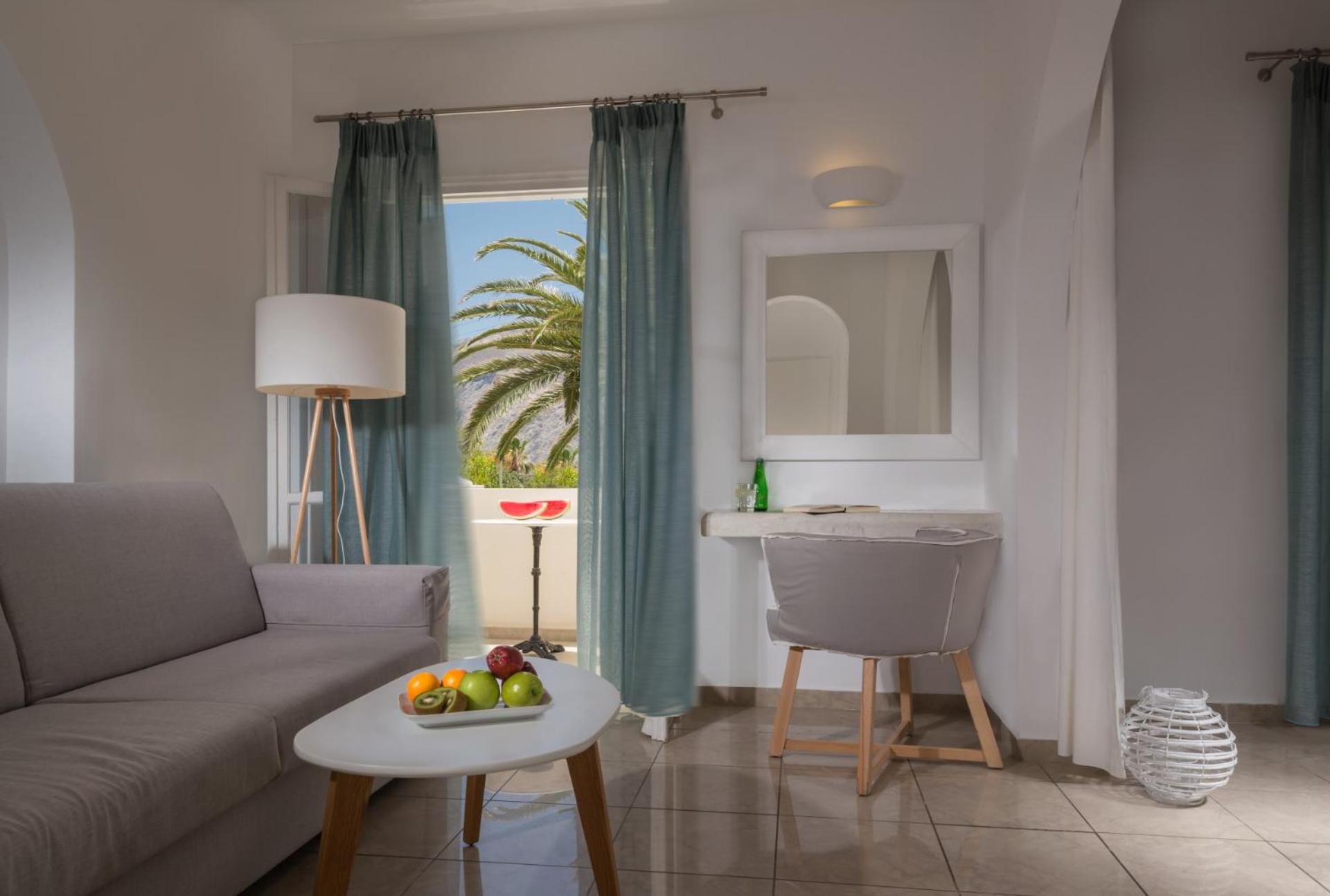 Superior Triple Room with Garden View - Photo 3