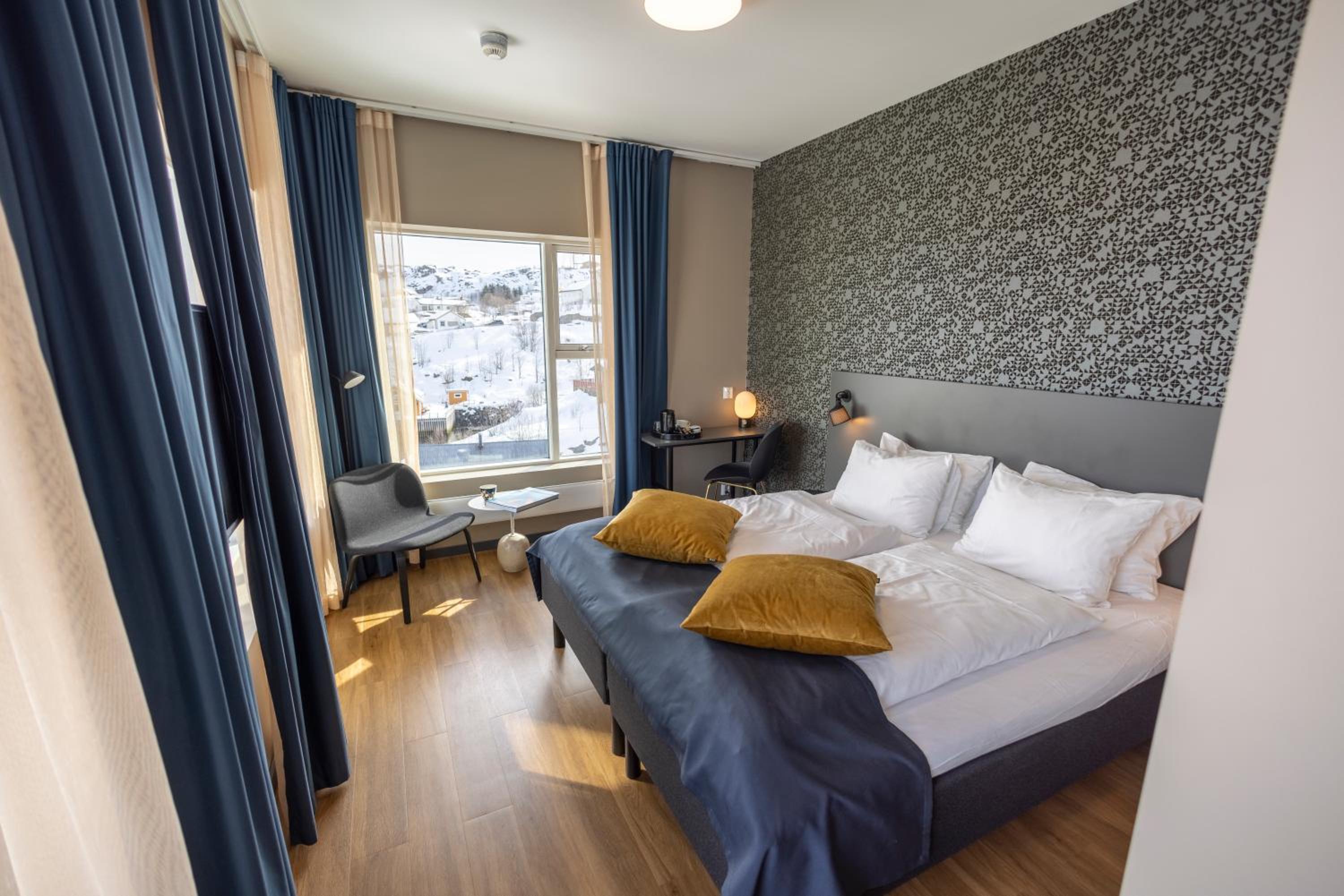 Superior Double or Twin Room with Sea View photo 2